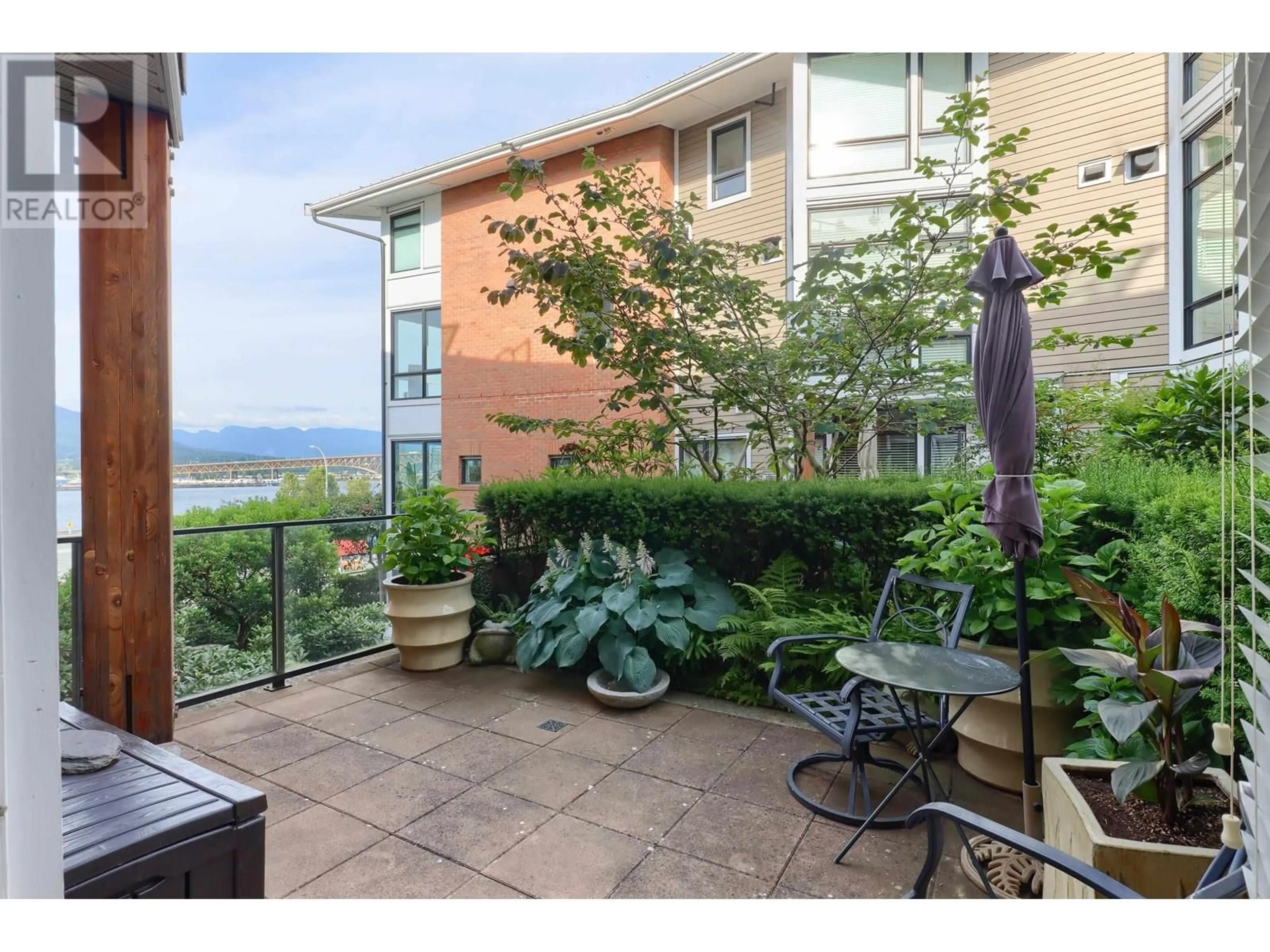 Patio, water/lake/river/ocean view for 2915 WALL STREET, Vancouver British Columbia V5K0A6