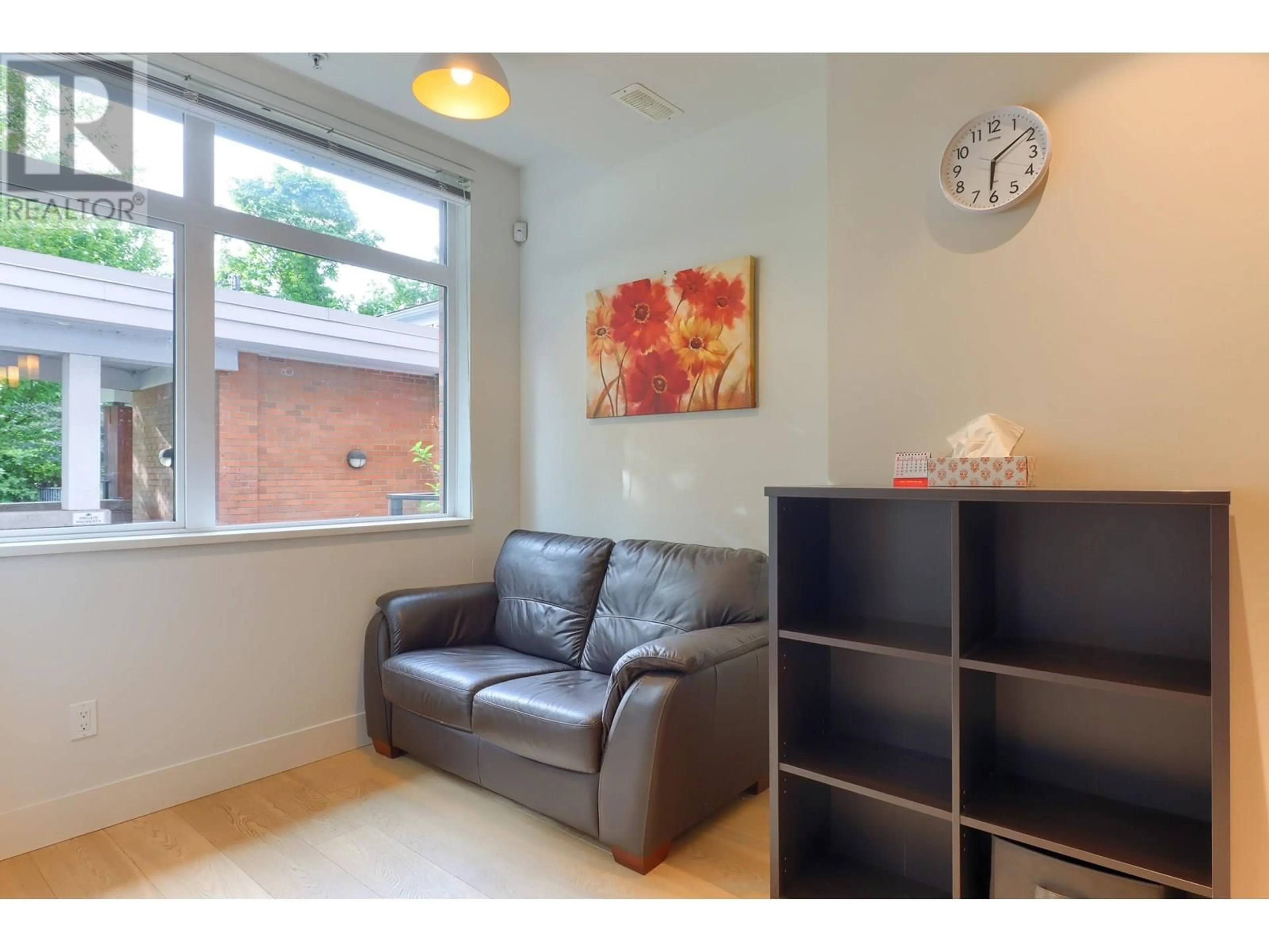 A pic of a room for 2915 WALL STREET, Vancouver British Columbia V5K0A6