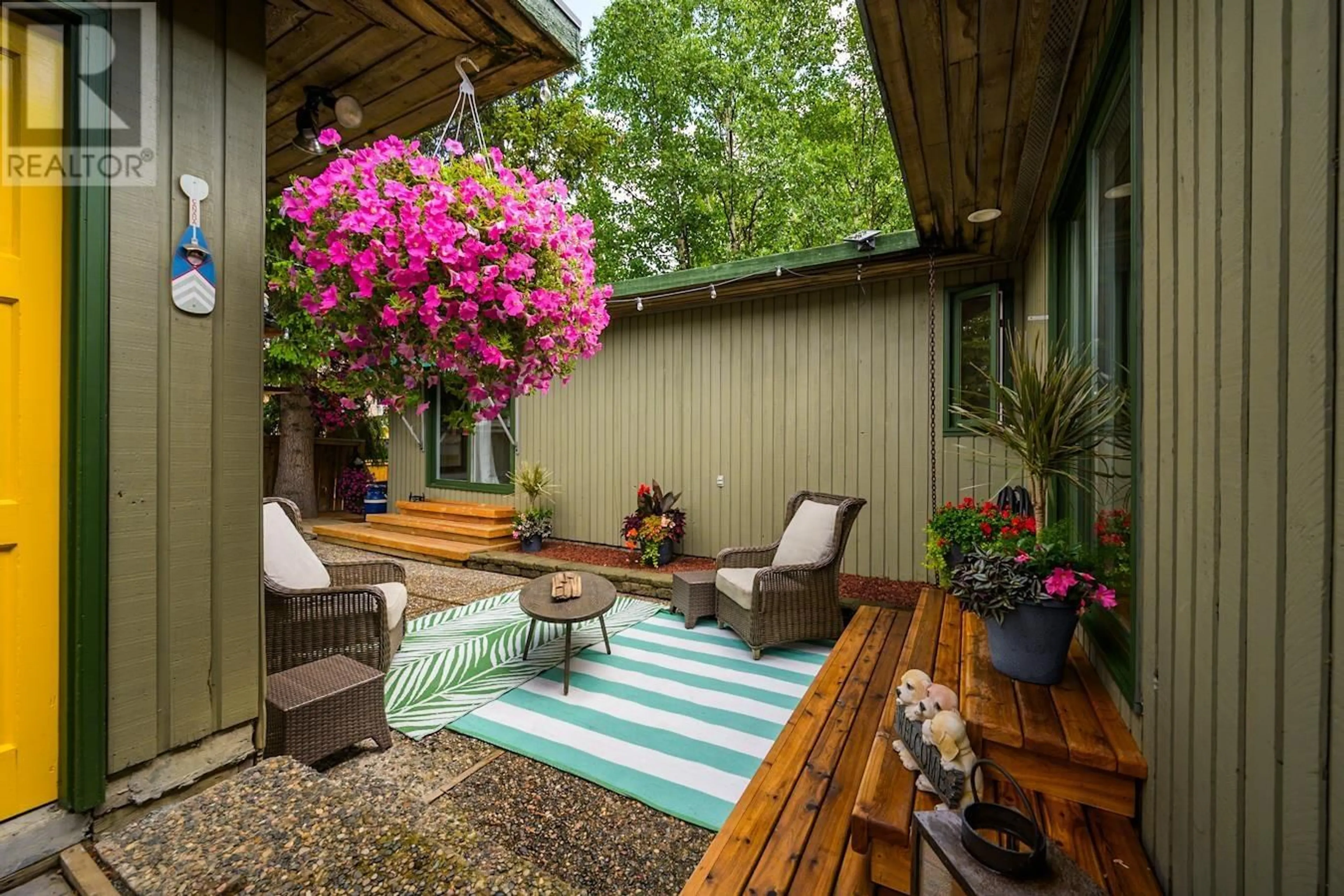 Patio, street for 7546 ST PATRICK AVENUE, Prince George British Columbia V2N4B8