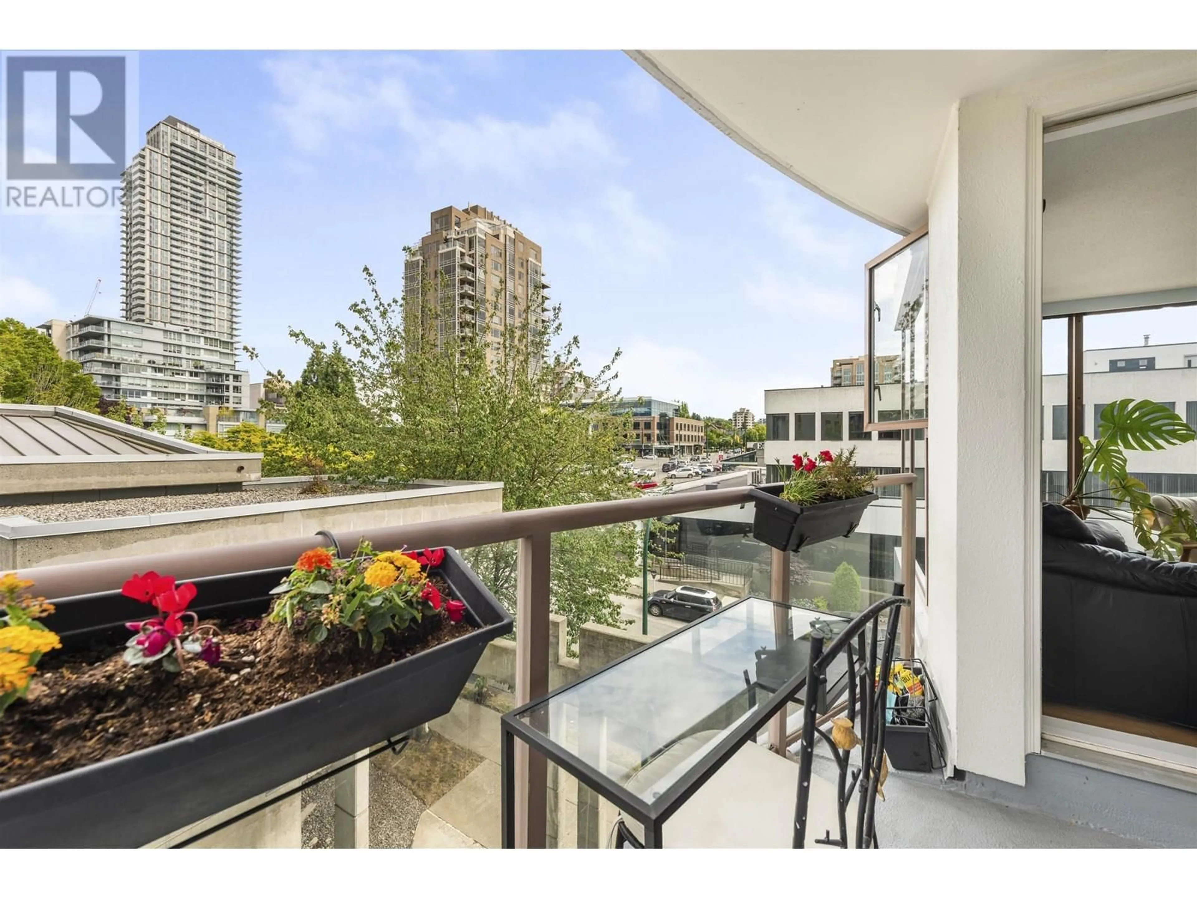Balcony in the apartment, city buildings view from balcony for 405 - 1633 8TH AVENUE, Vancouver British Columbia V6J5H7