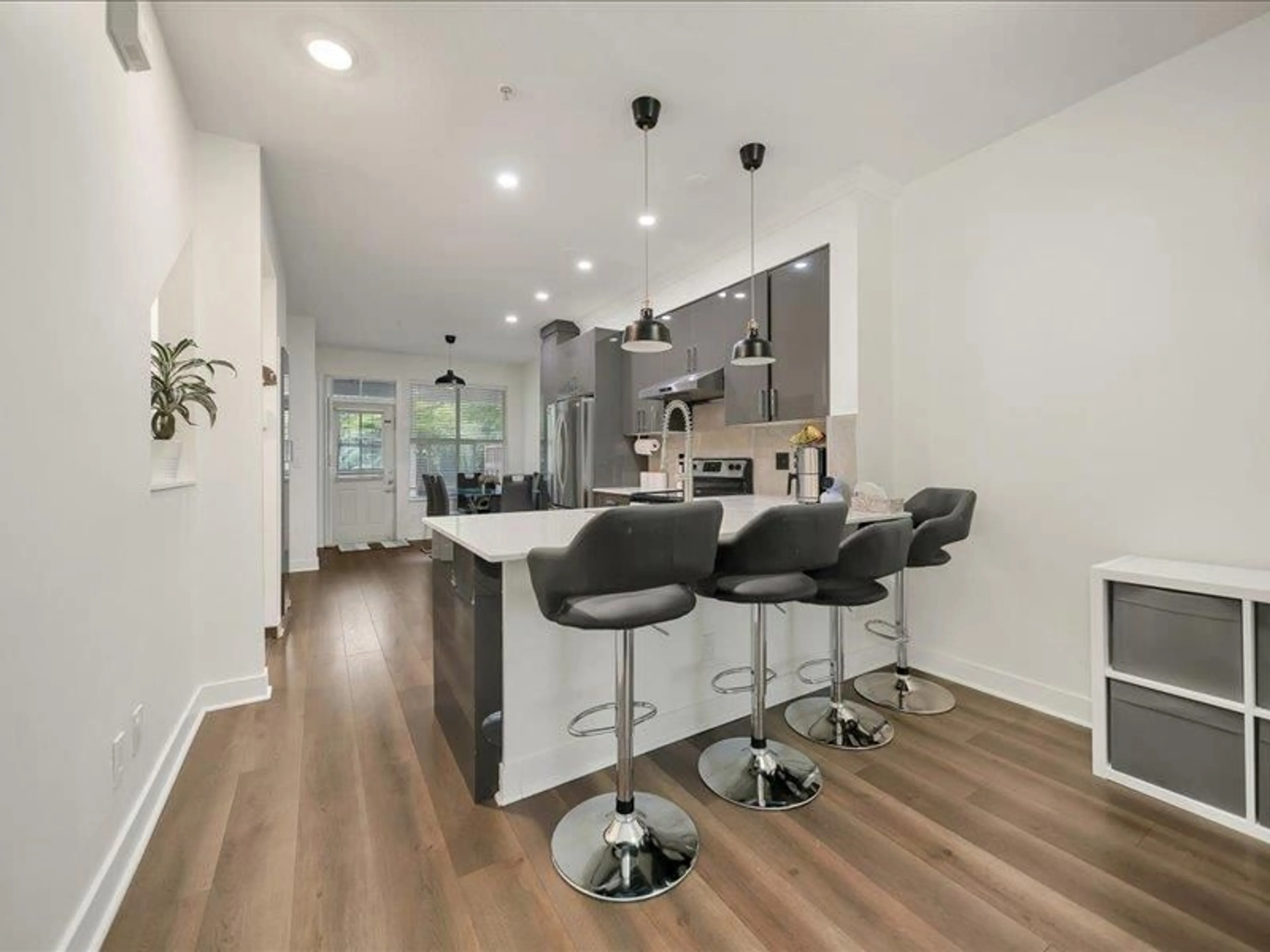Open concept kitchen, unknown for 8 - 20460 66, Langley British Columbia V2Y3B6