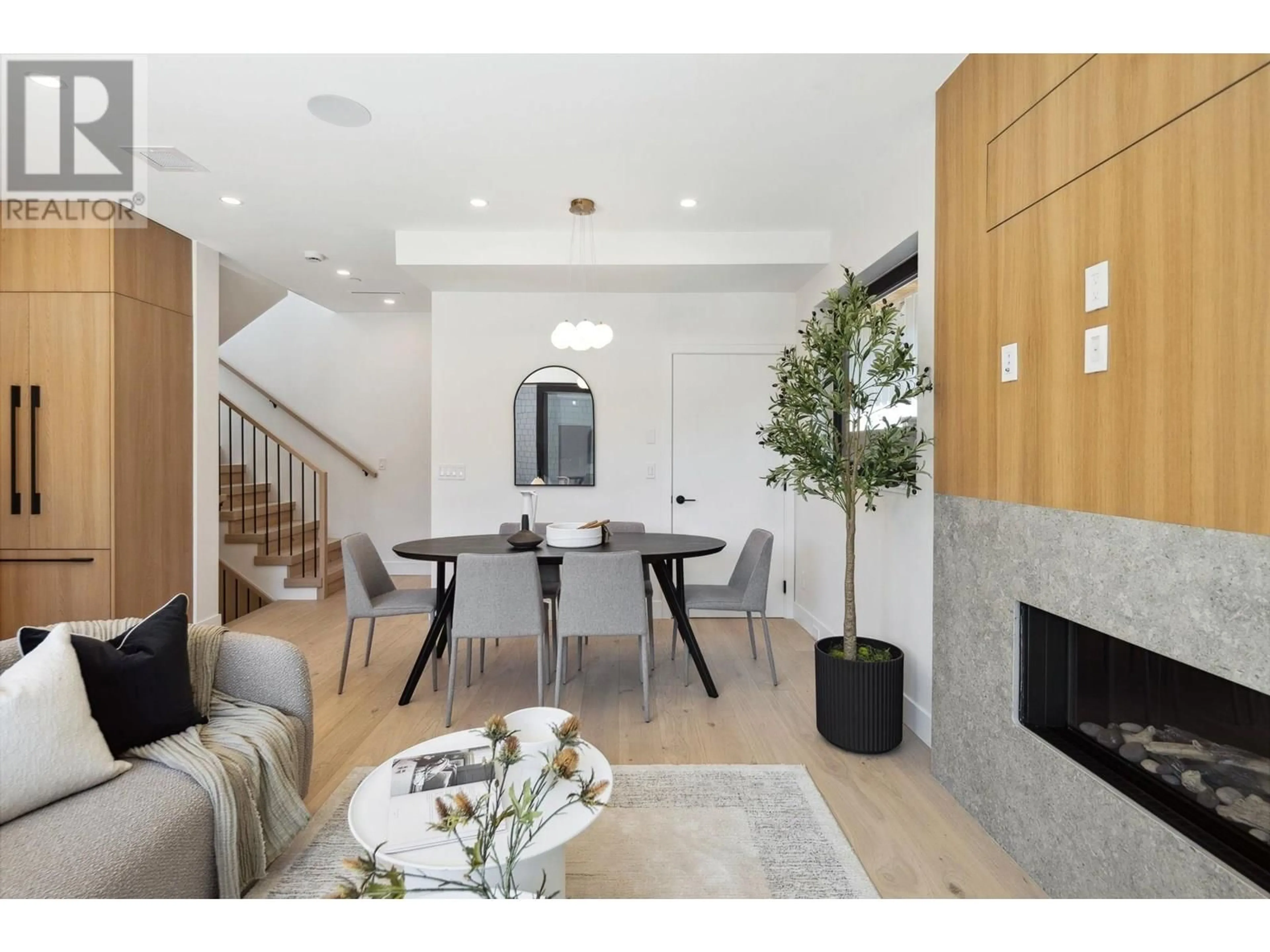 Unknown for 1 - 2626 41ST AVENUE, Vancouver British Columbia V6N3C4
