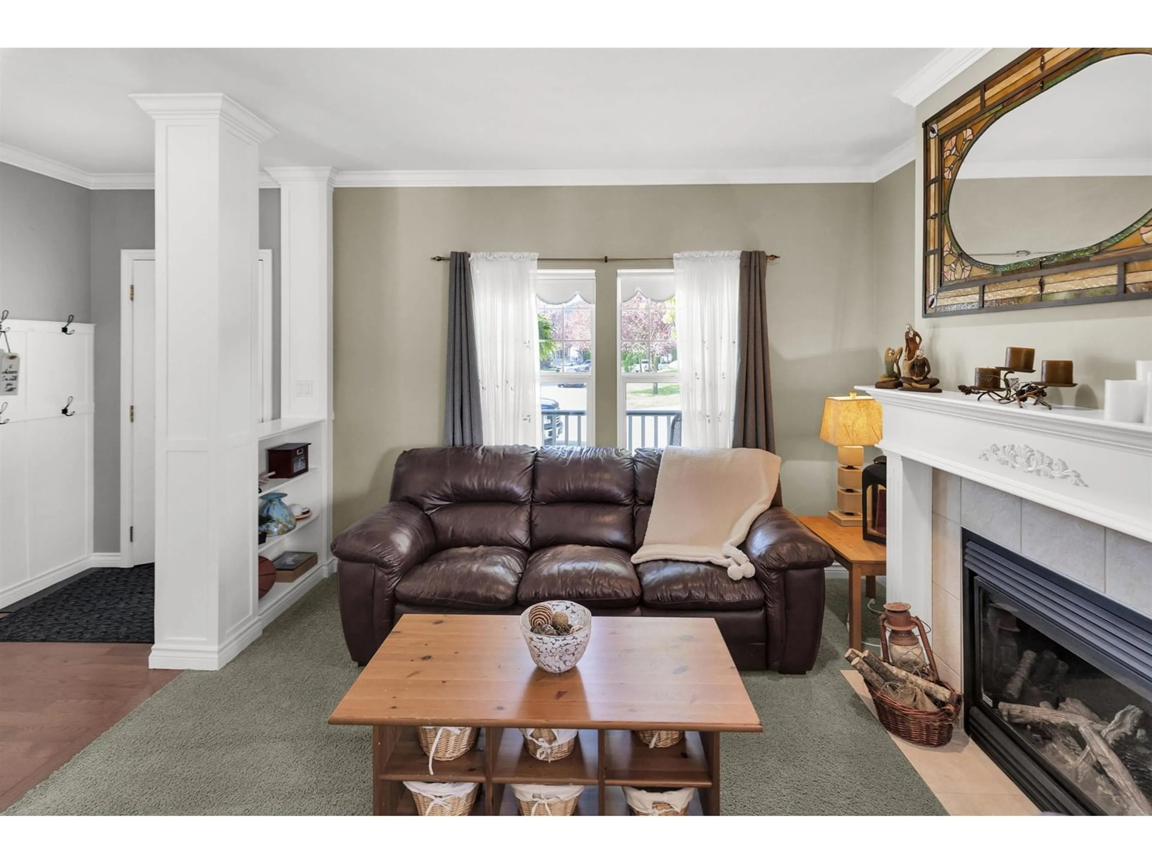 Living room with furniture, unknown for 36150 SHADBOLT, Abbotsford British Columbia V3G2Z1
