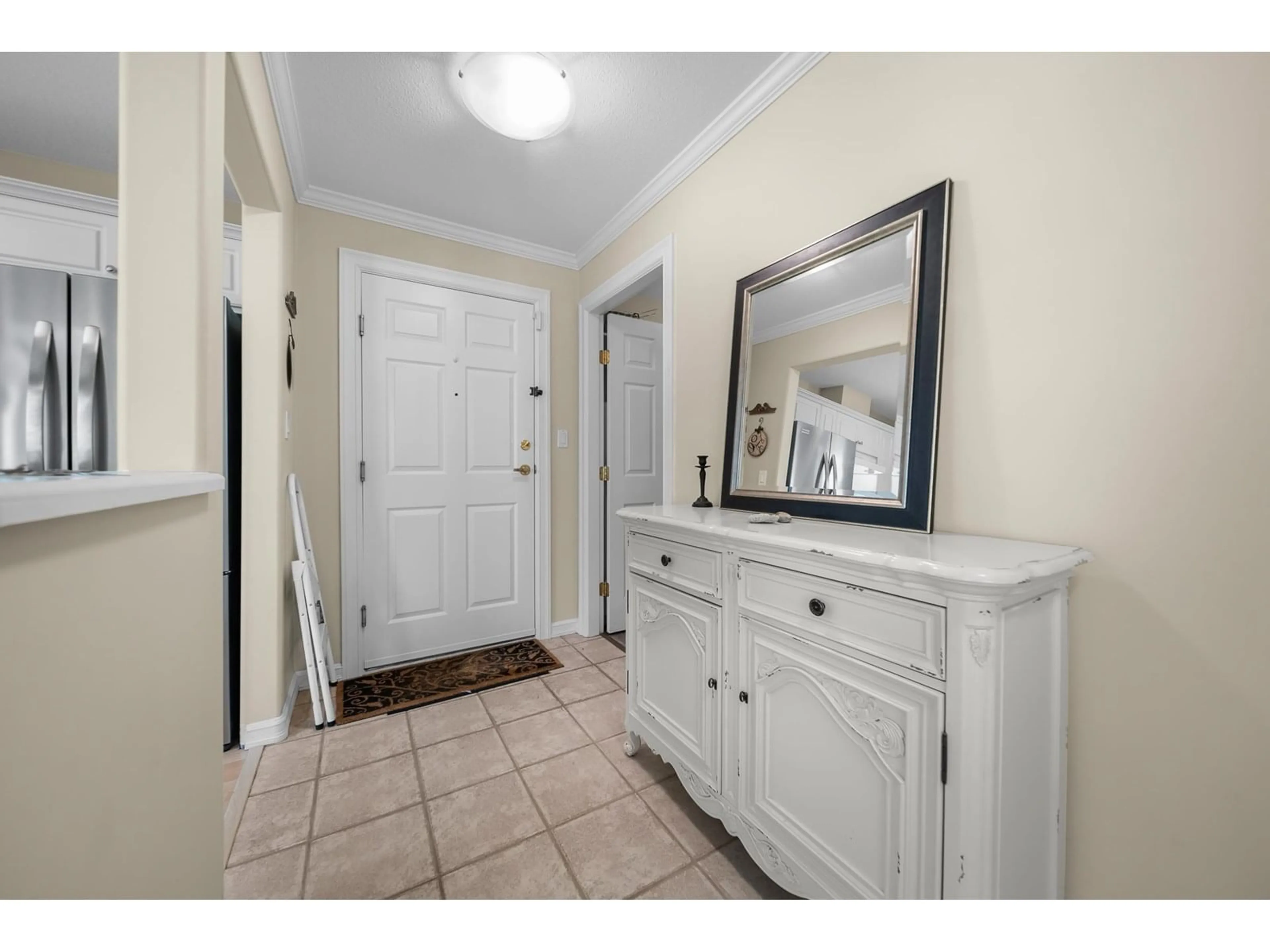 Indoor entryway for 103 - 2772 CLEARBROOK, Abbotsford British Columbia V2T6N6