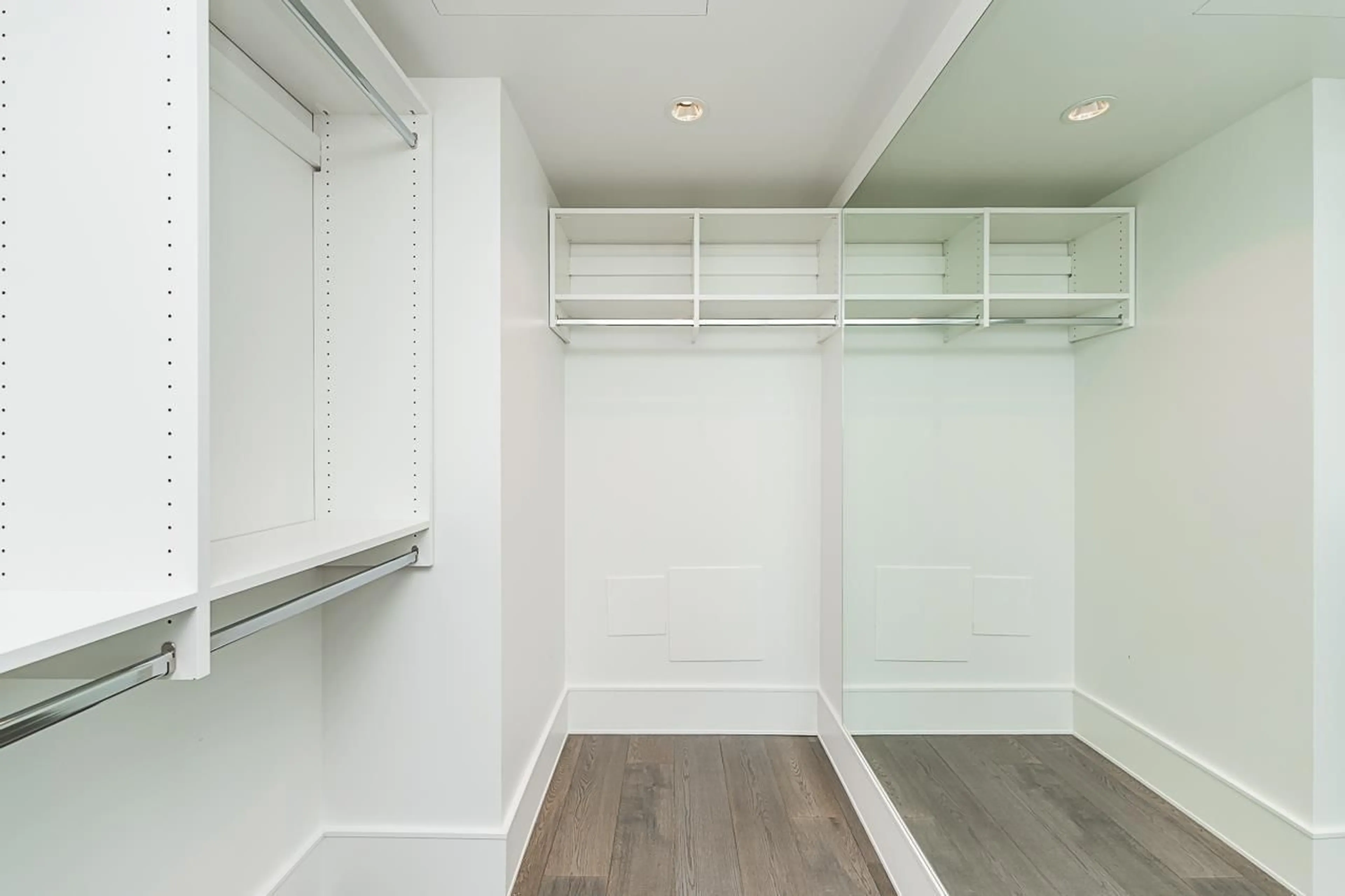 Storage room or clothes room or walk-in closet for 1201 - 1501 FOSTER, White Rock British Columbia V4B0C3