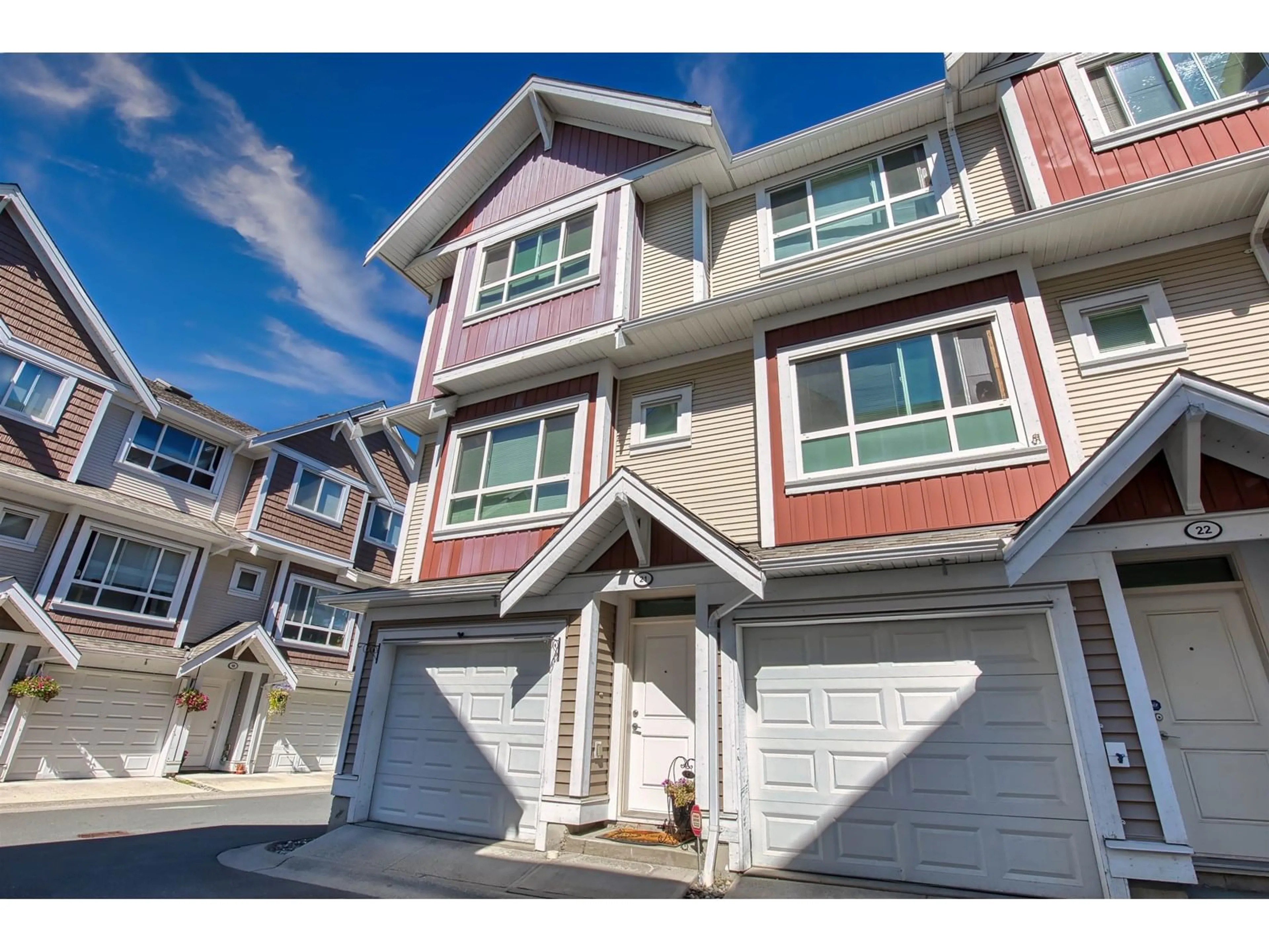 Unknown for 21 - 7298 199A, Langley British Columbia V2Y0H9