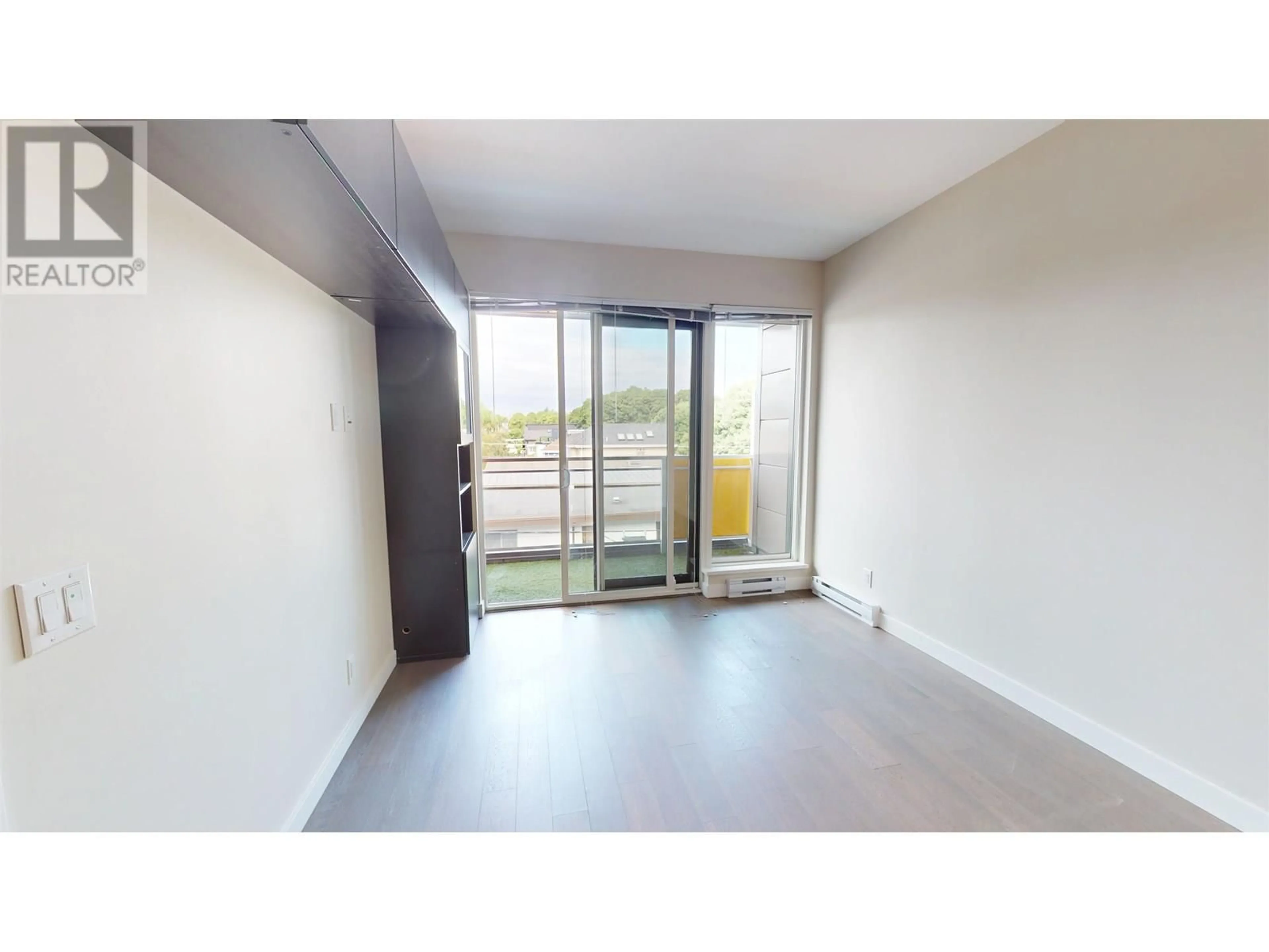 A pic of a room for 312 - 688 19TH AVENUE, Vancouver British Columbia V5V1K2