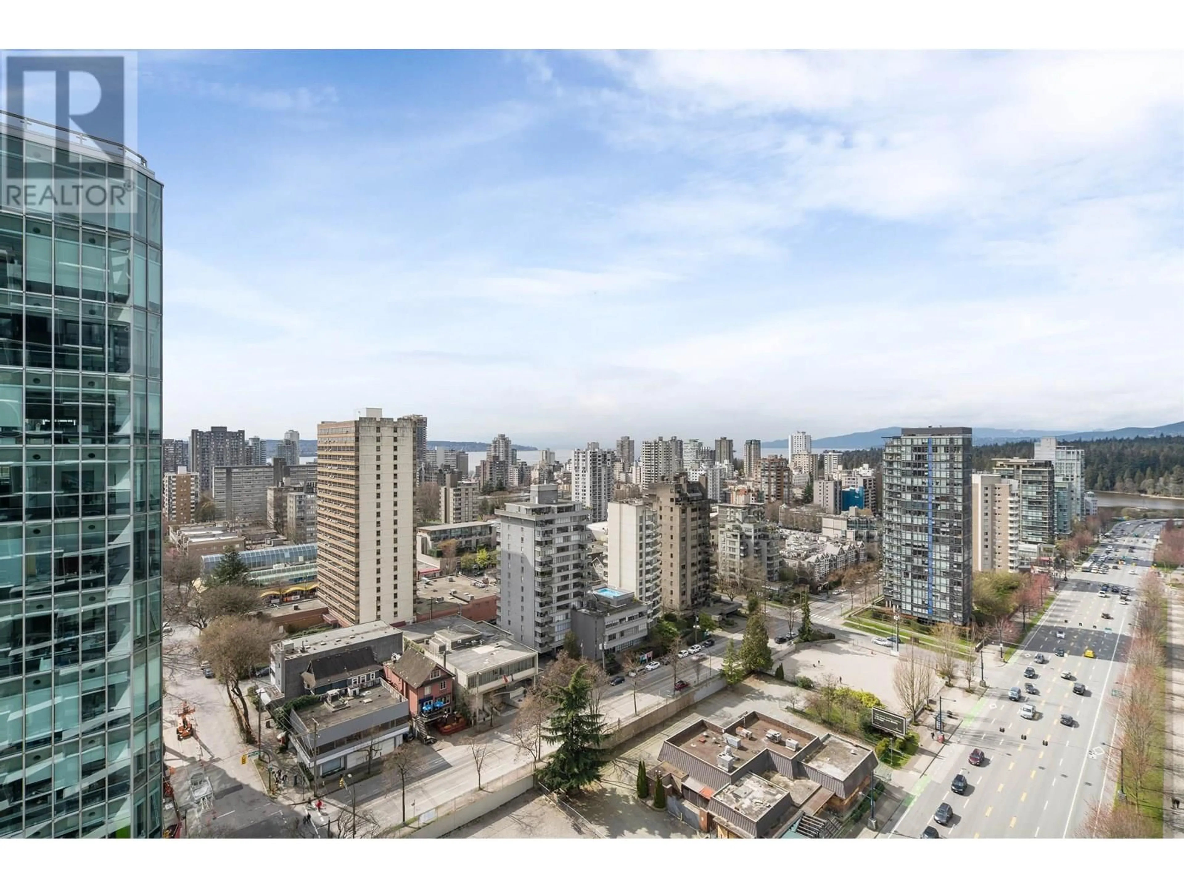A pic from outside/outdoor area/front of a property/back of a property/a pic from drone, city buildings view from balcony for 2105 - 620 CARDERO STREET, Vancouver British Columbia V6G0C7