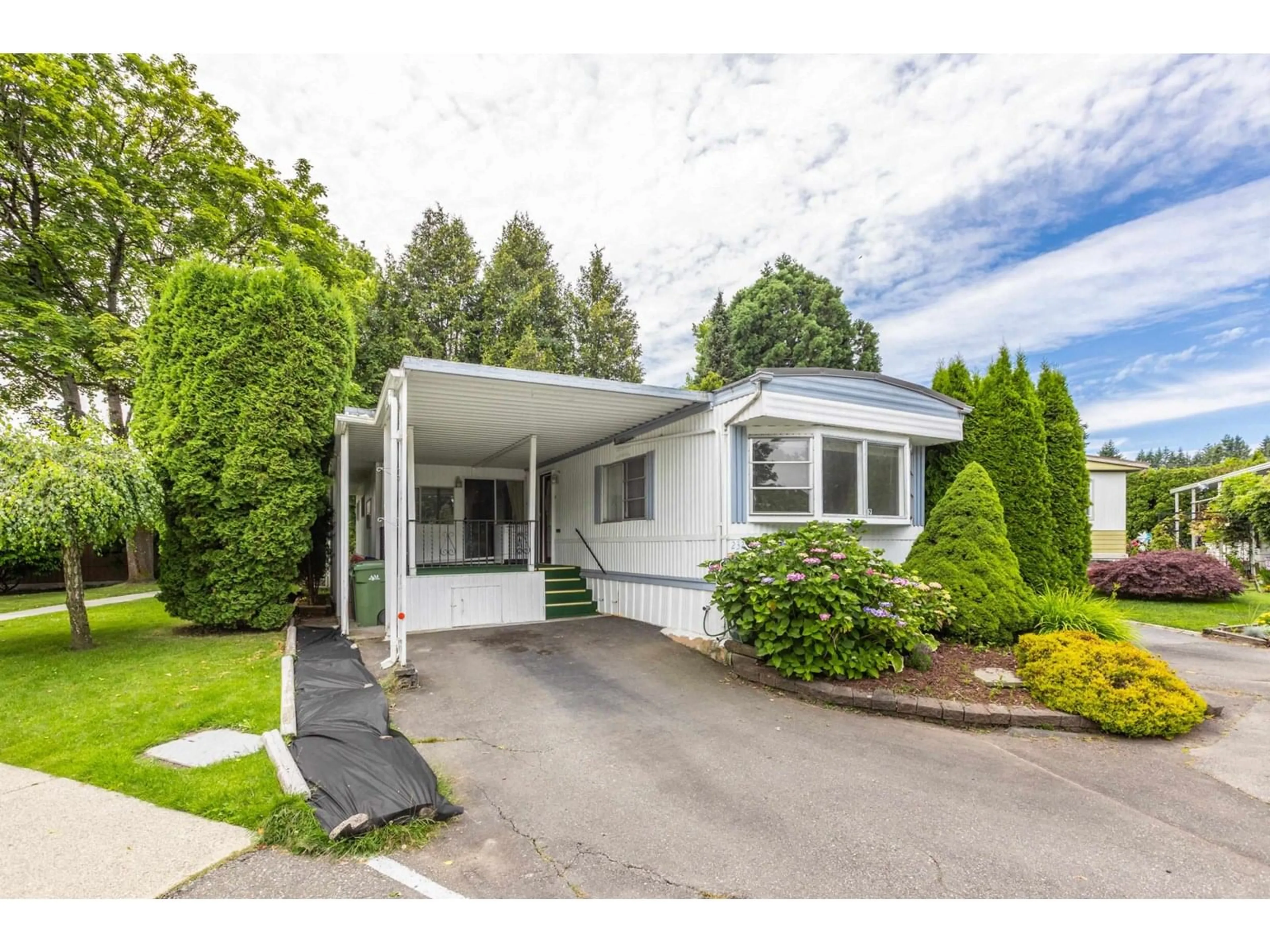 Home with vinyl exterior material, street for 232 - 1840 160, Surrey British Columbia V4A4X4