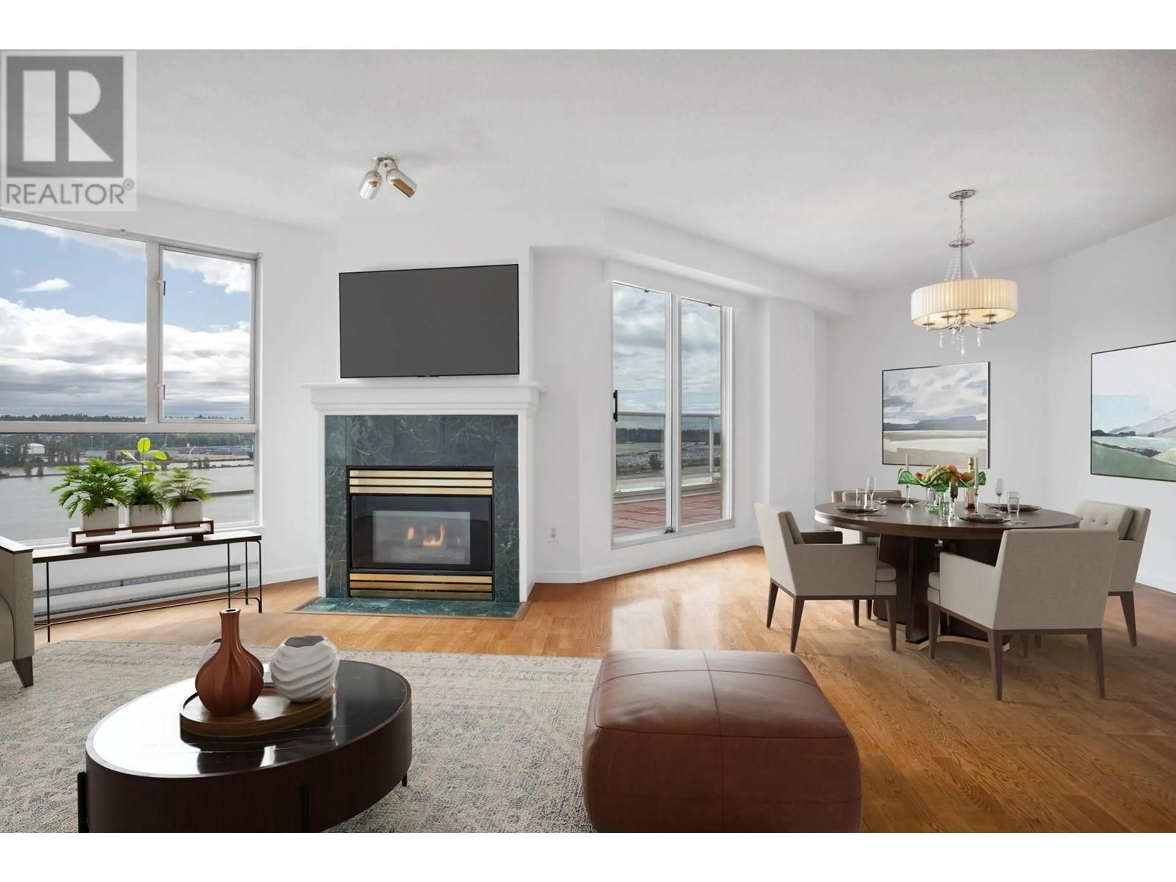 Living room with furniture, wood/laminate floor for 1701 - 1185 QUAYSIDE DRIVE, New Westminster British Columbia V3M6T8