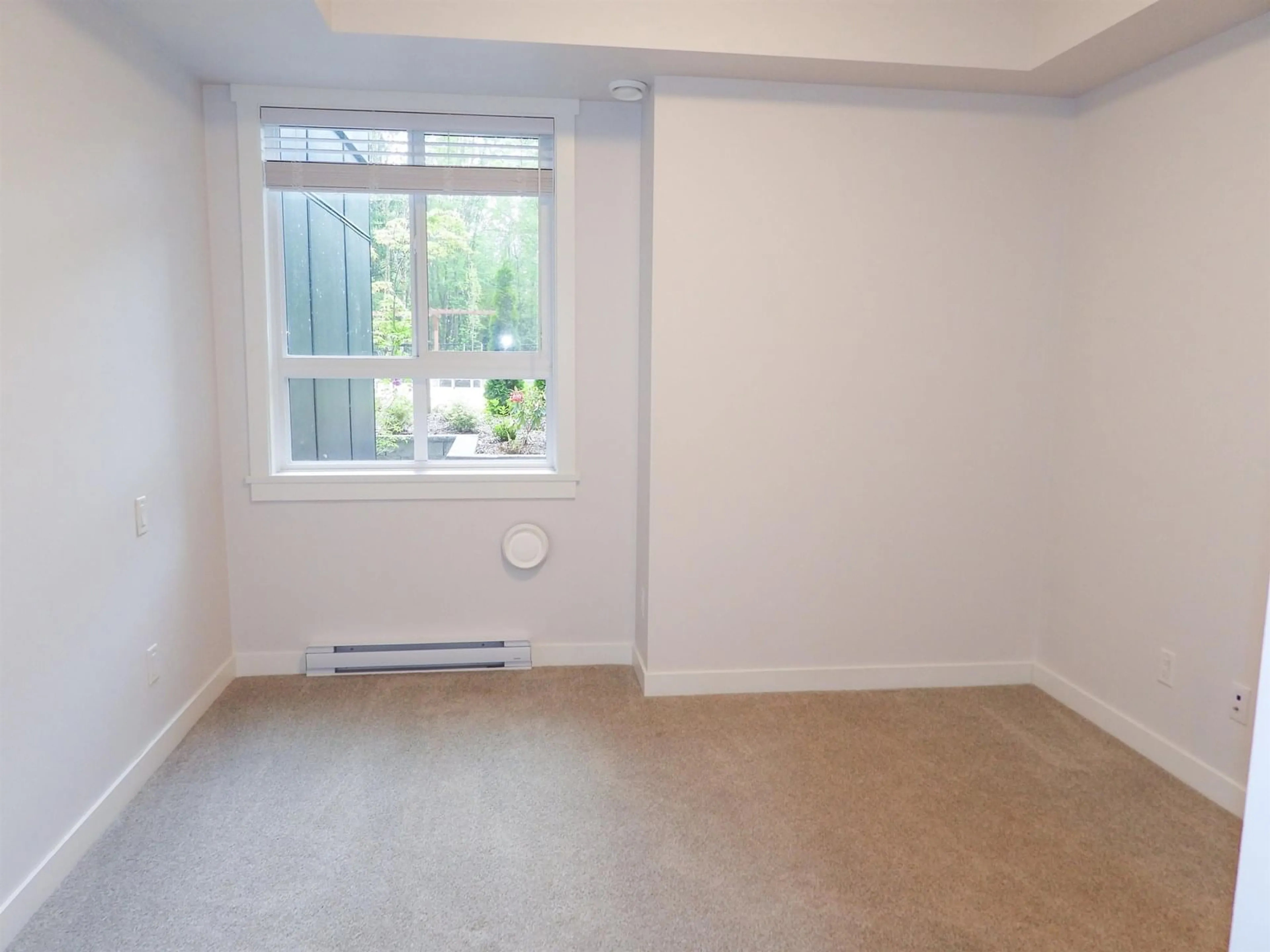 A pic of a room for 123 - 32690 14TH, Mission British Columbia V2V0K5