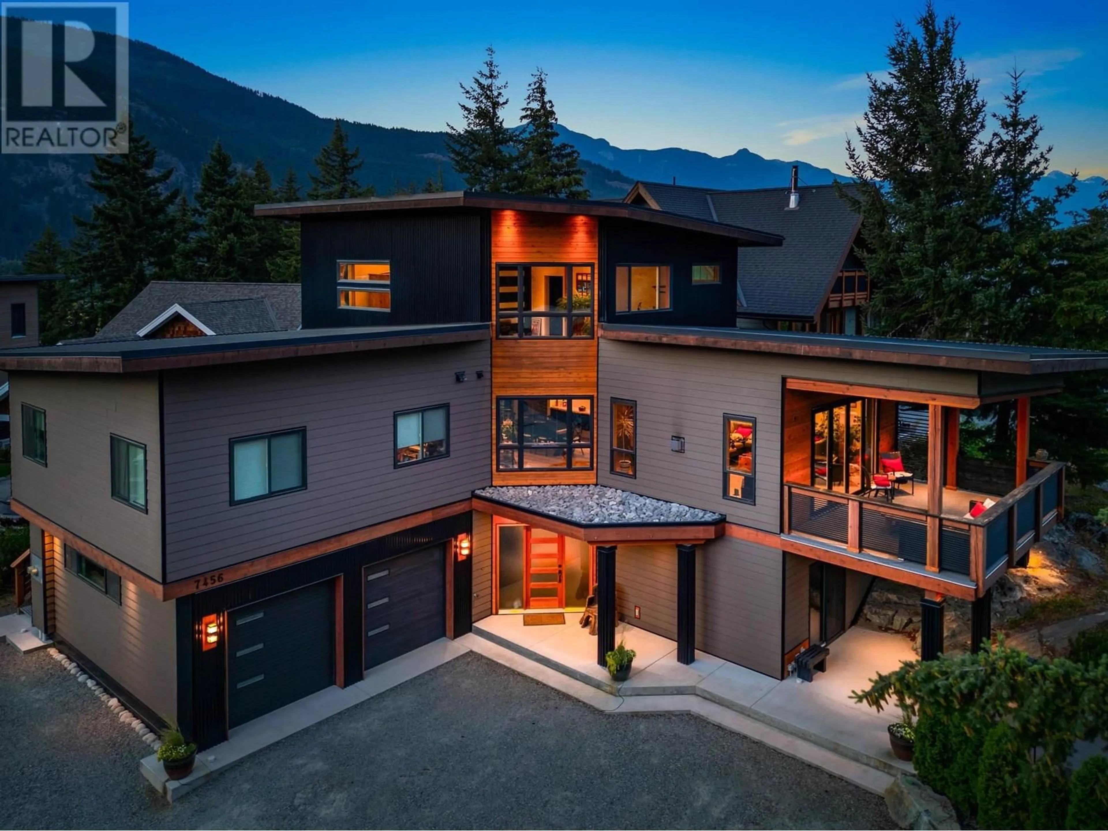A pic from outside/outdoor area/front of a property/back of a property/a pic from drone, mountain view for 7456 DOGWOOD STREET, Pemberton British Columbia V0N0A7