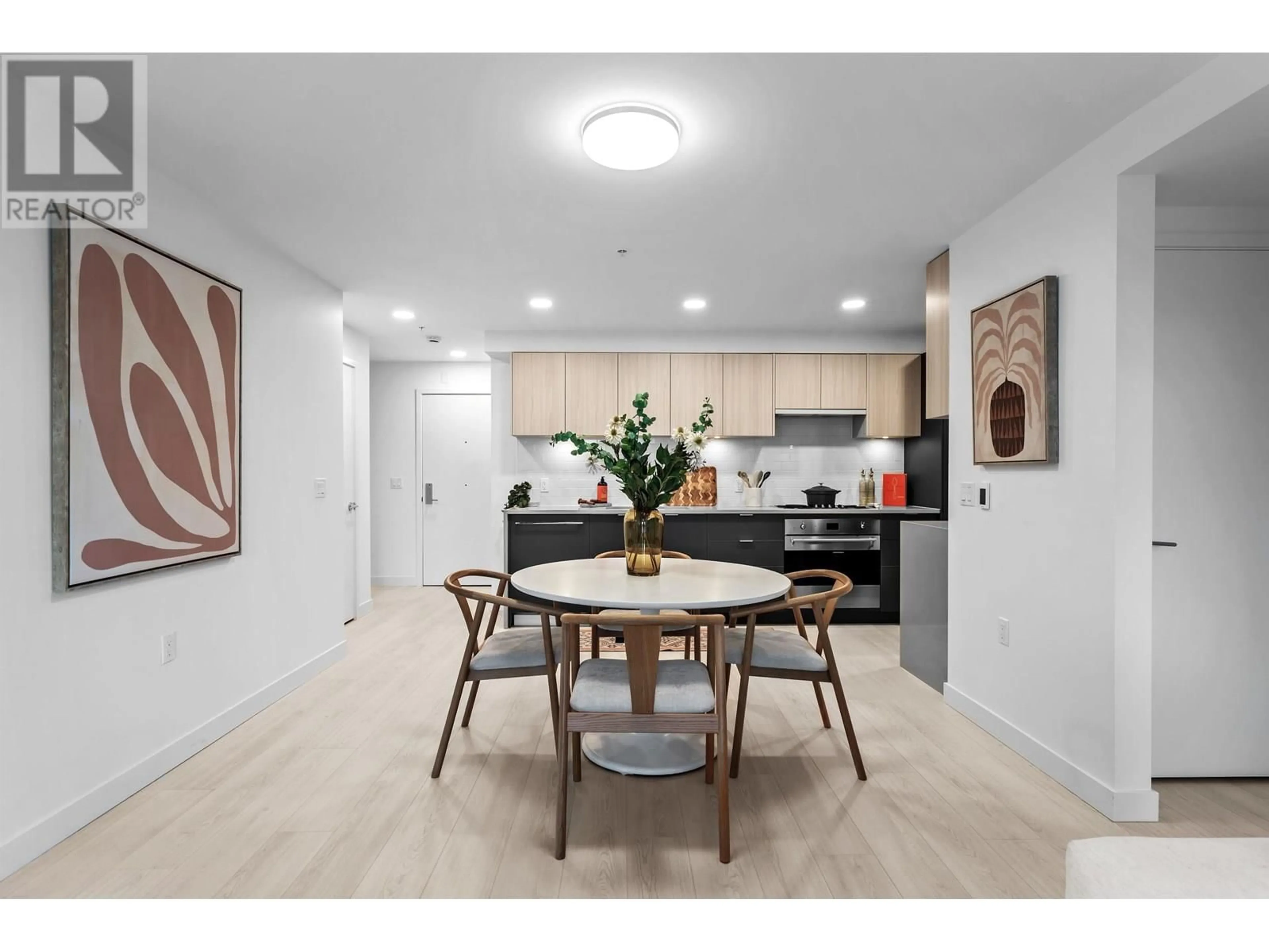 Unknown for 305 - 2419 GRANT STREET, Vancouver British Columbia V0V0V0
