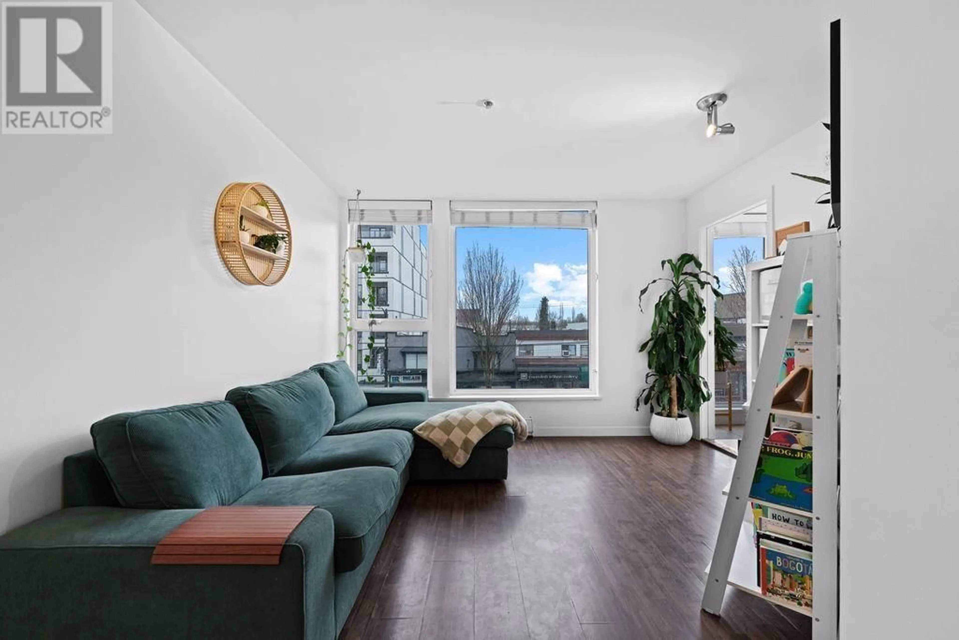 Living room with furniture, unknown for 306 - 2636 HASTINGS STREET, Vancouver British Columbia V5K0A4