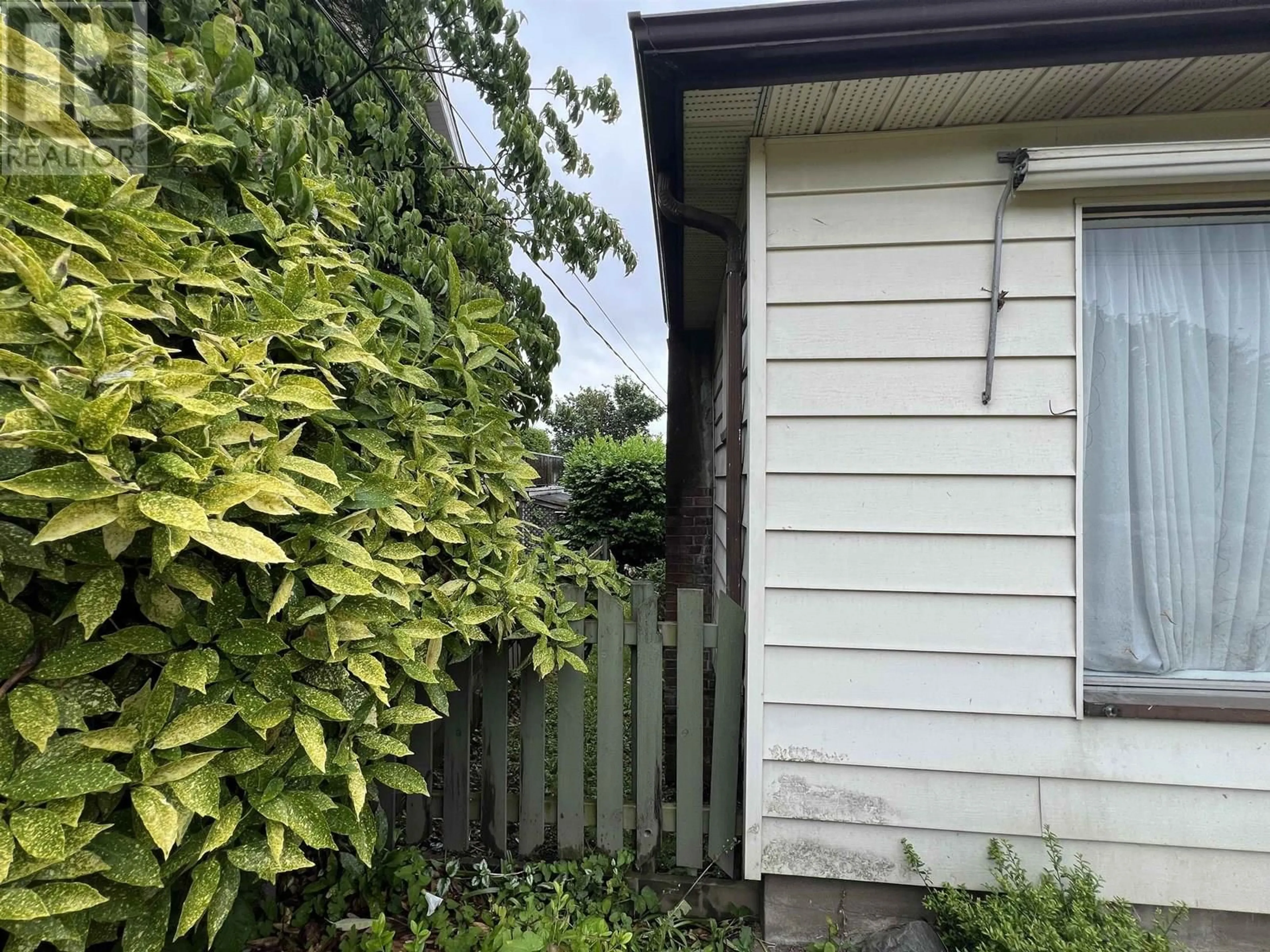 Unknown for 1224 SIXTH AVENUE, New Westminster British Columbia V3M2C2