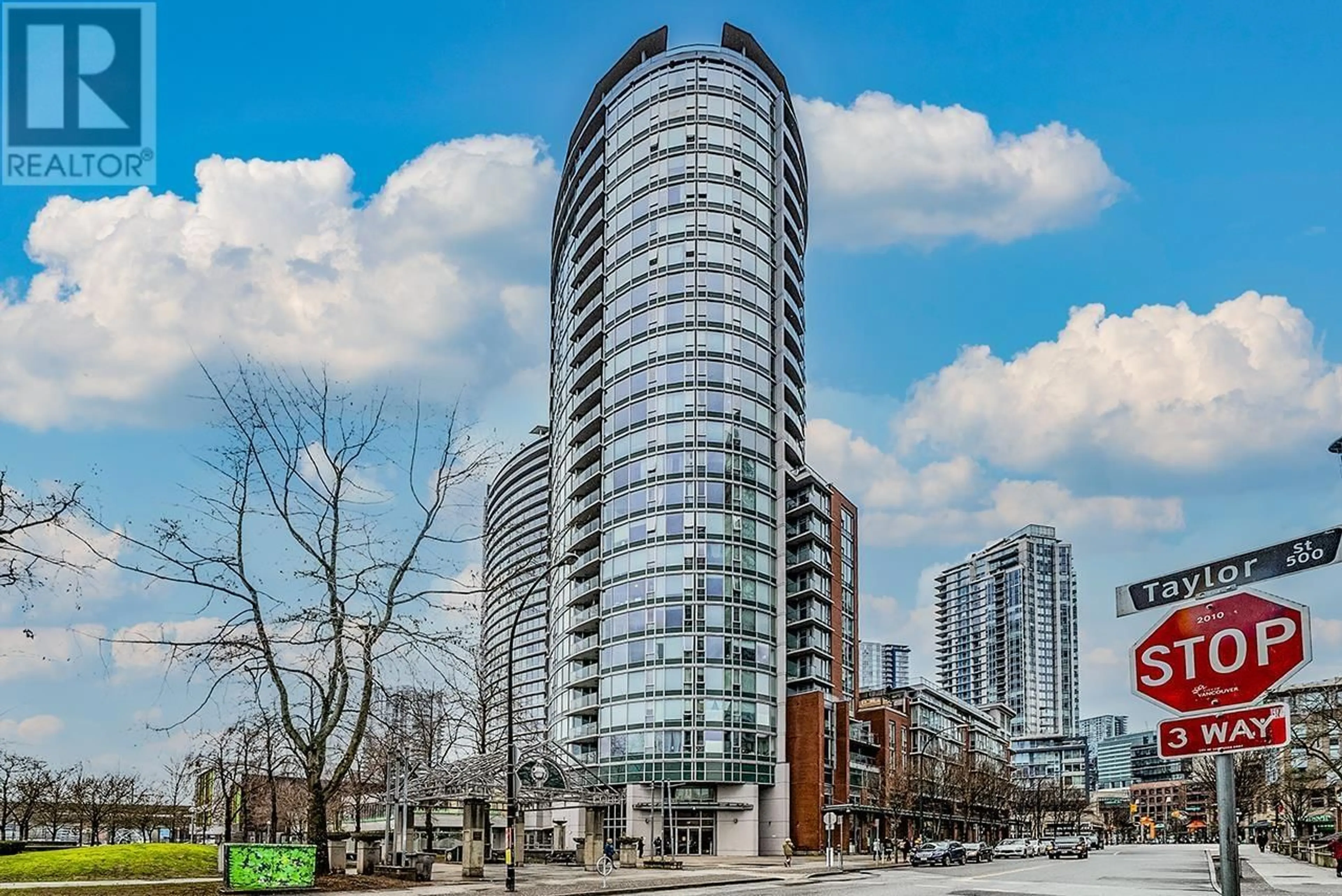 Unknown for 907 - 58 KEEFER PLACE, Vancouver British Columbia V6B0B8