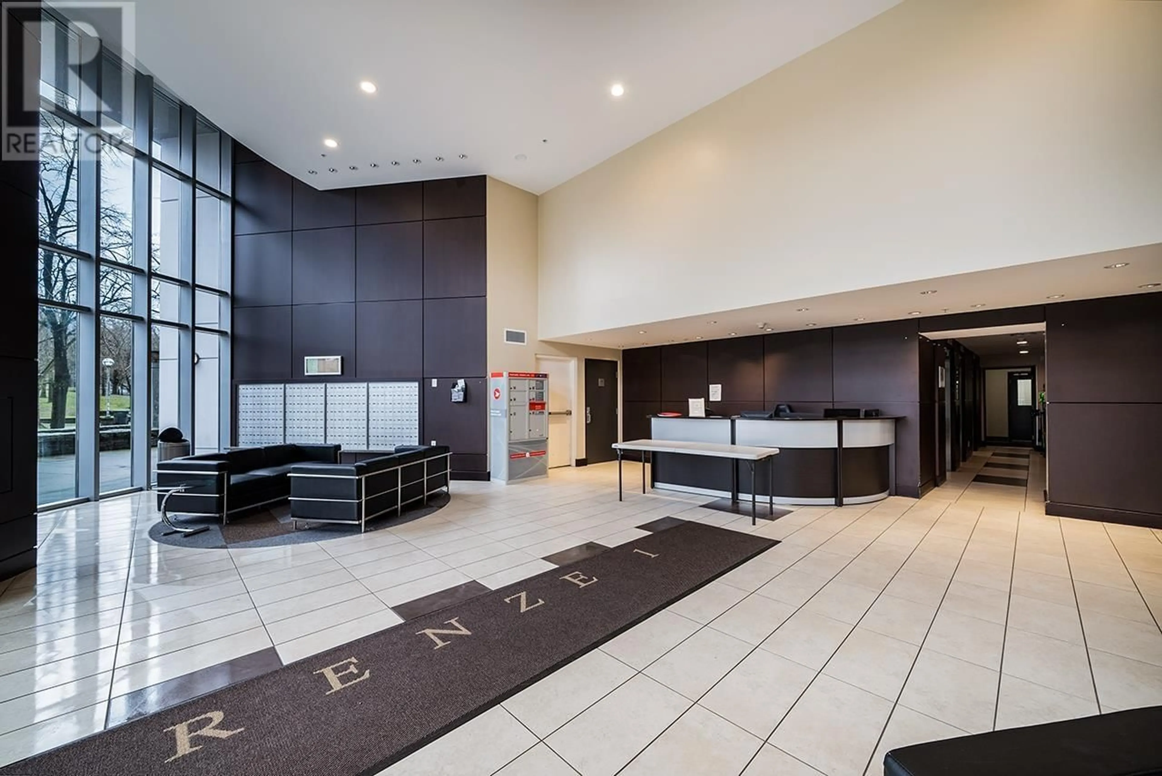 Lobby for 907 - 58 KEEFER PLACE, Vancouver British Columbia V6B0B8