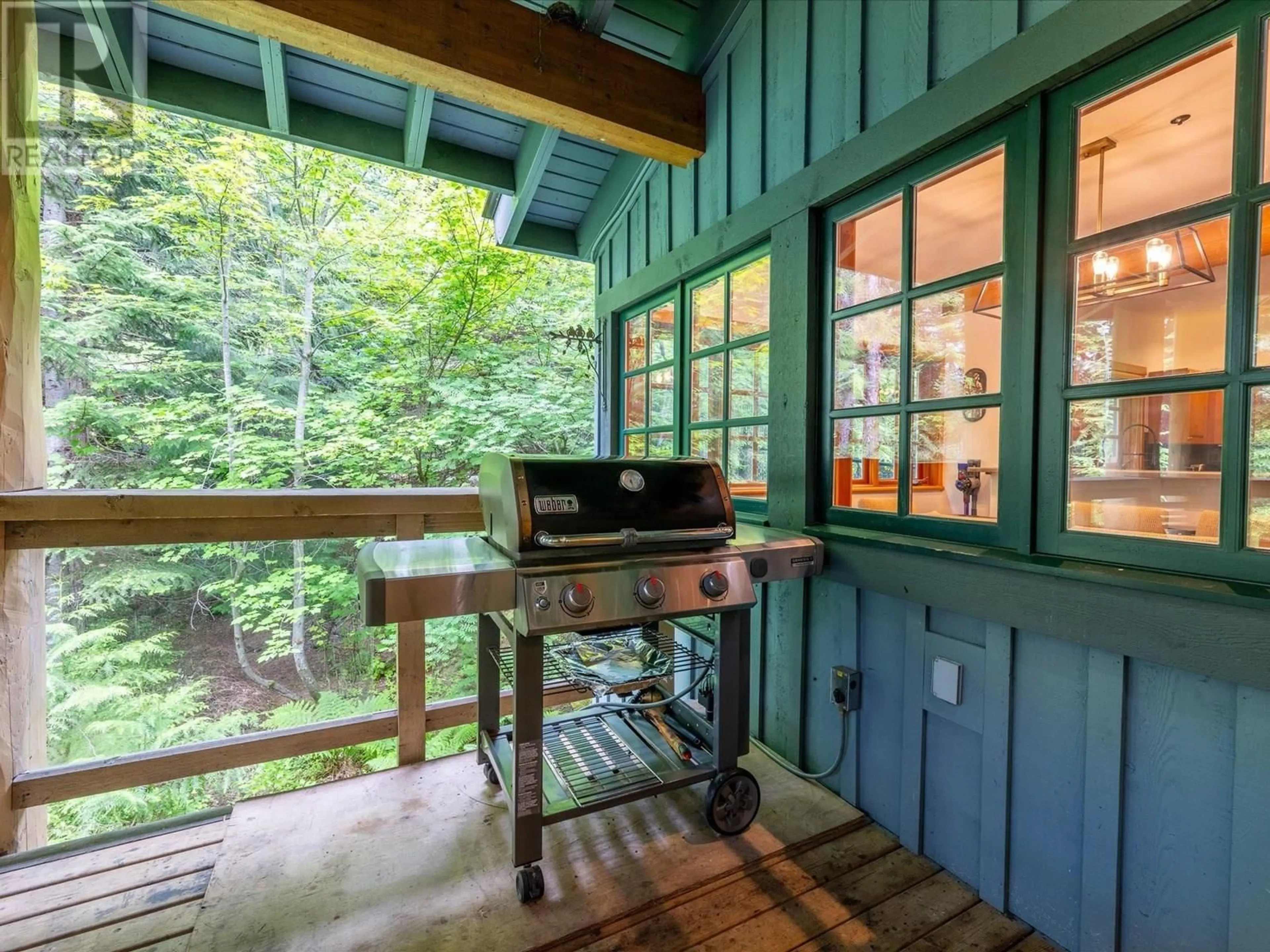 Patio, unknown for 6 - 2240 NORDIC DRIVE, Whistler British Columbia V8E0P3