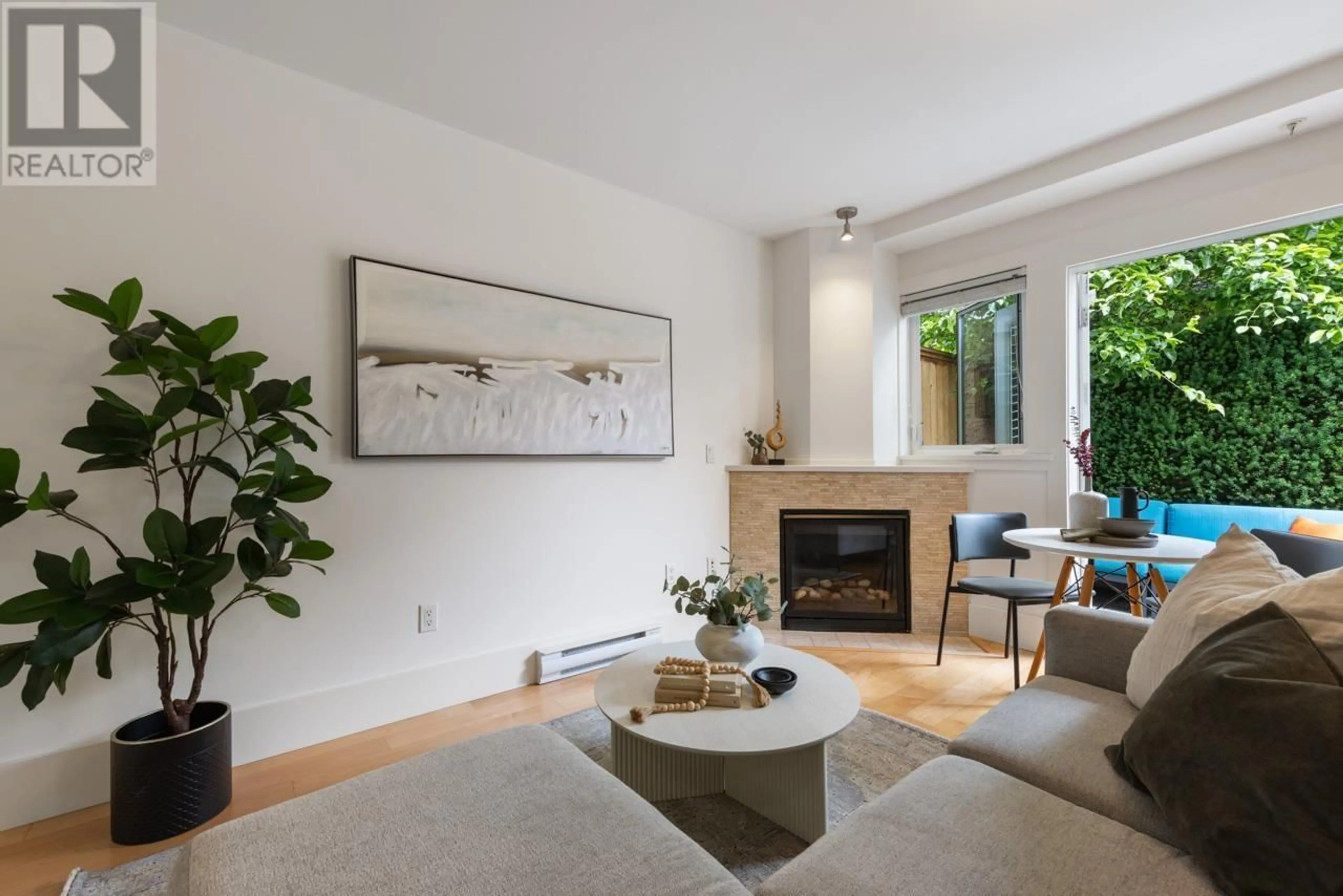 Living room with furniture, unknown for 1963 13TH AVENUE, Vancouver British Columbia V6J2H5