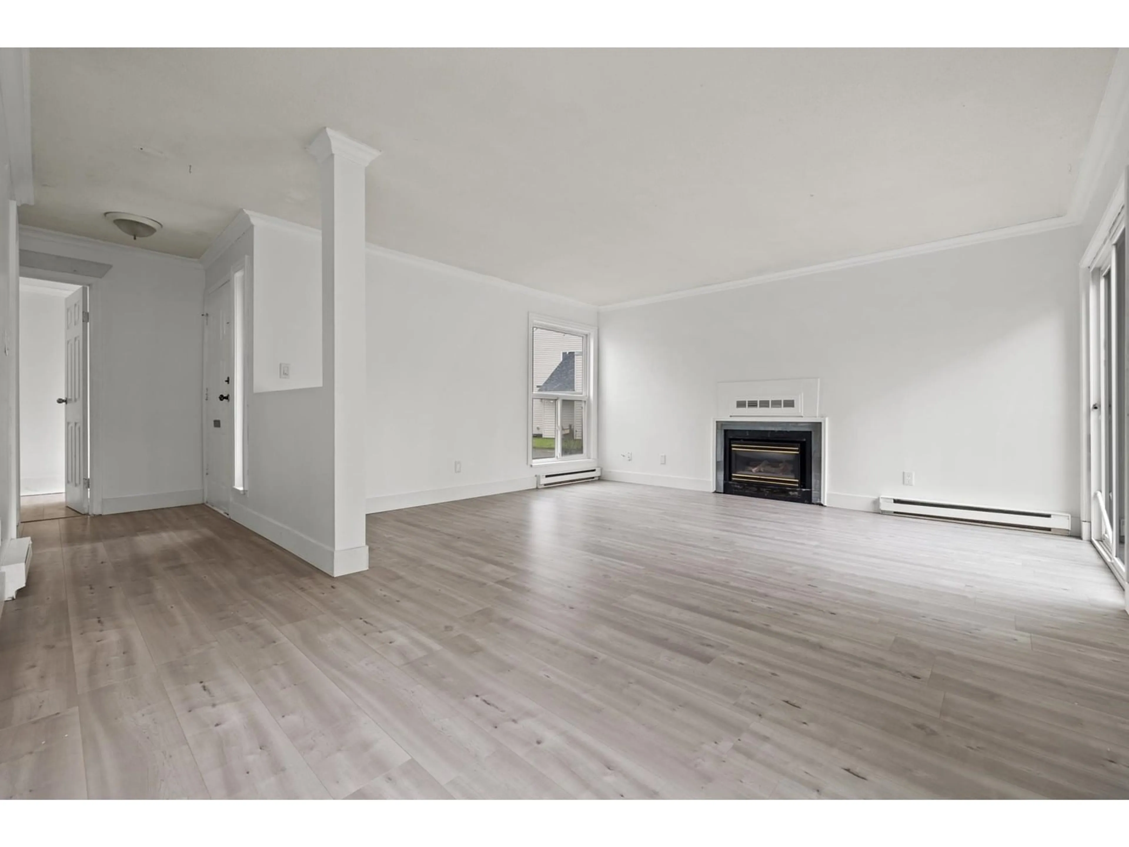 A pic of a room for 87 - 3030 TRETHEWEY, Abbotsford British Columbia V2T4N2