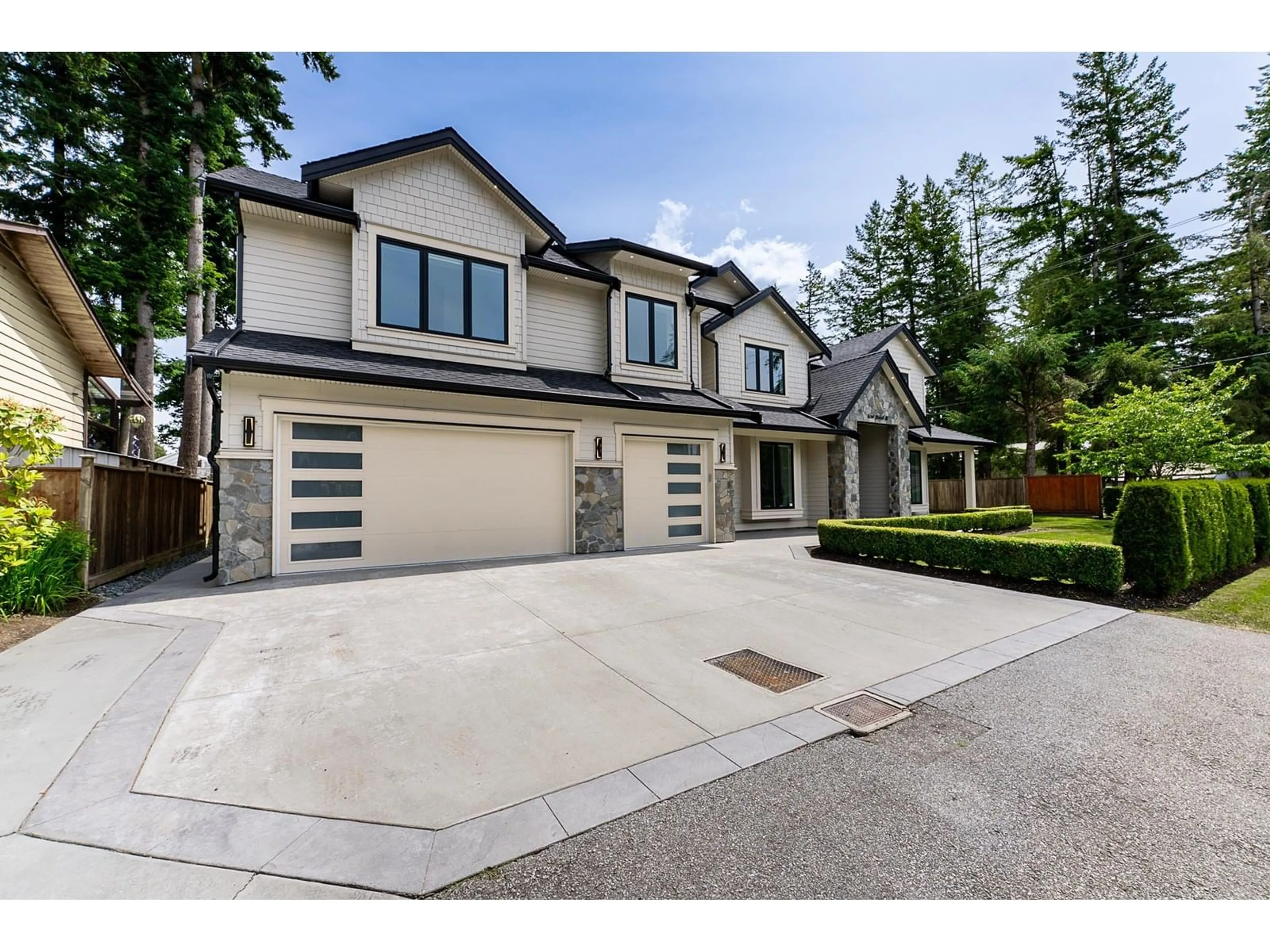 Unknown for 4014 204A, Langley British Columbia V3A2X2