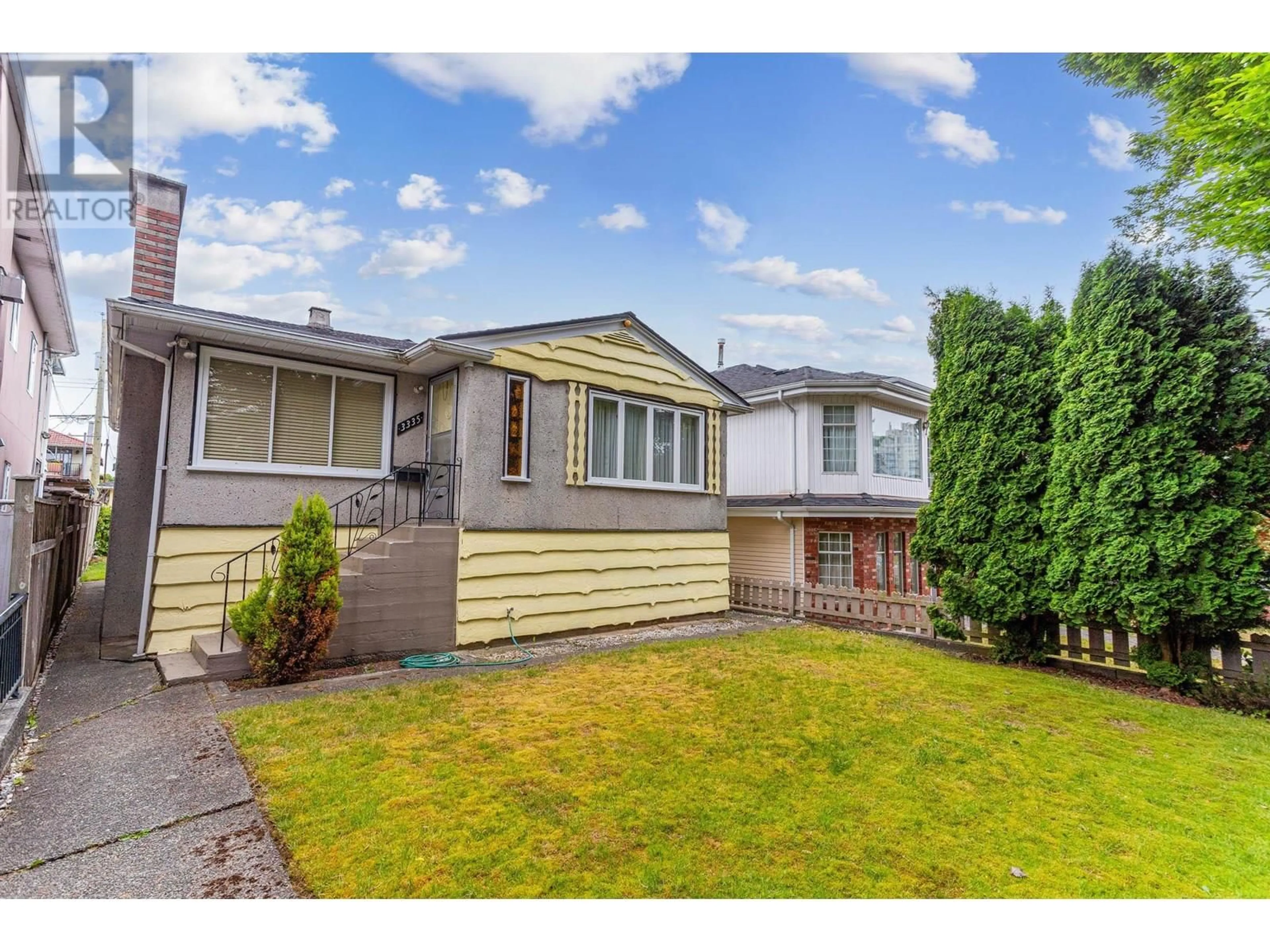 Unknown for 3335 QUEENS AVENUE, Vancouver British Columbia V5R4T7