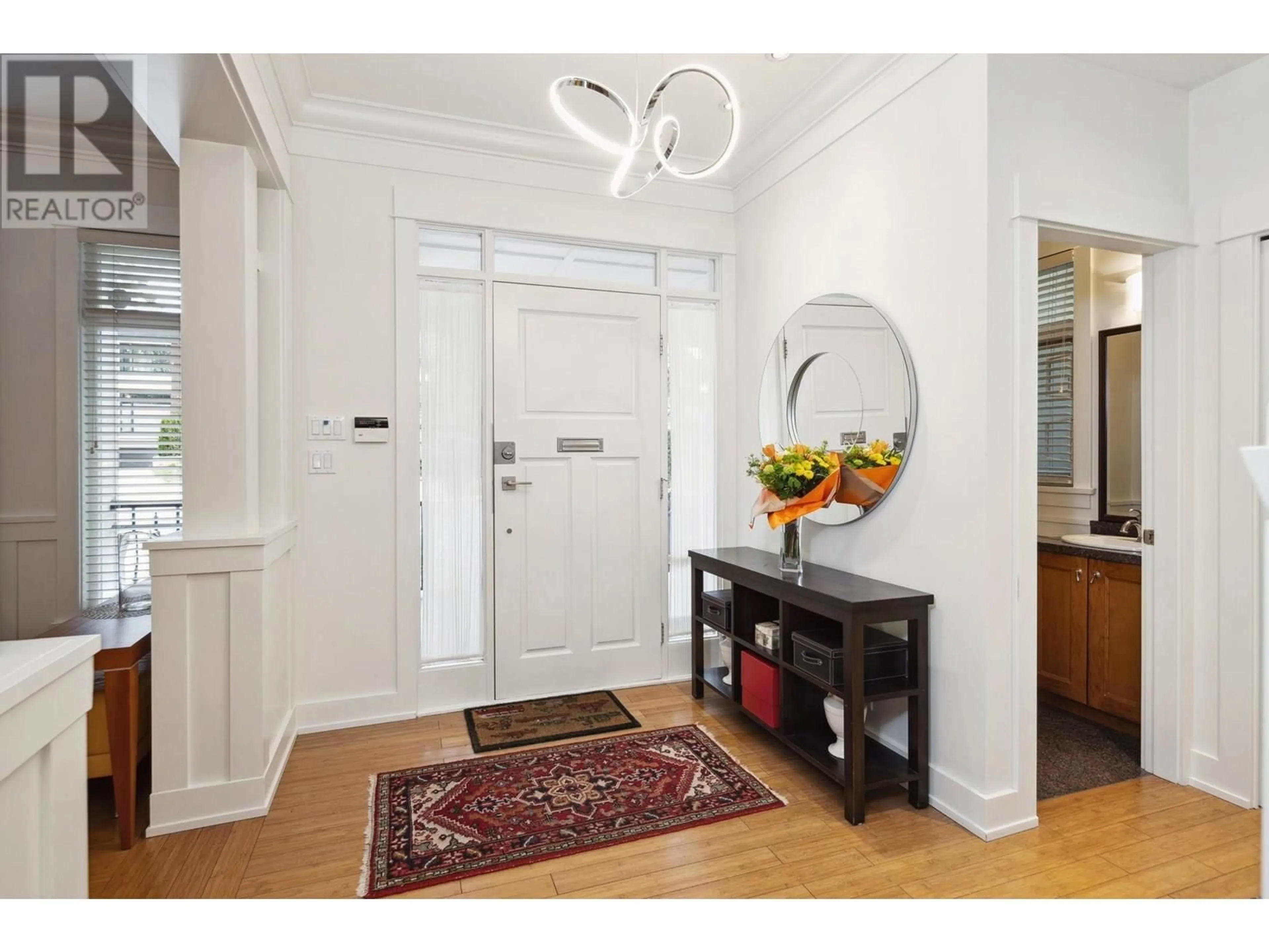 Indoor entryway for 3322 40TH AVENUE, Vancouver British Columbia V6N3B6