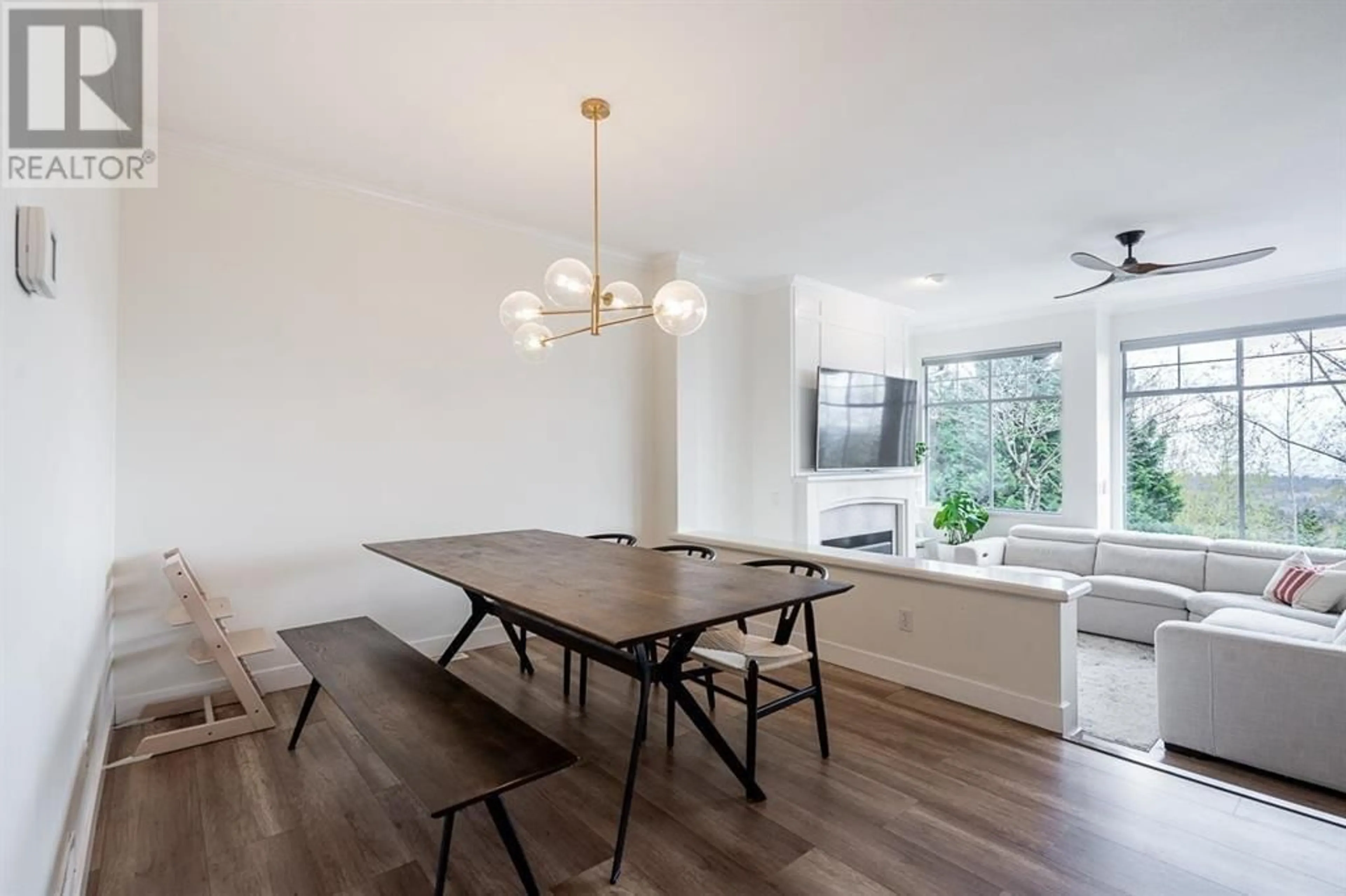 Dining room, wood/laminate floor for 7 - 2979 PANORAMA DRIVE, Coquitlam British Columbia V3E2W8