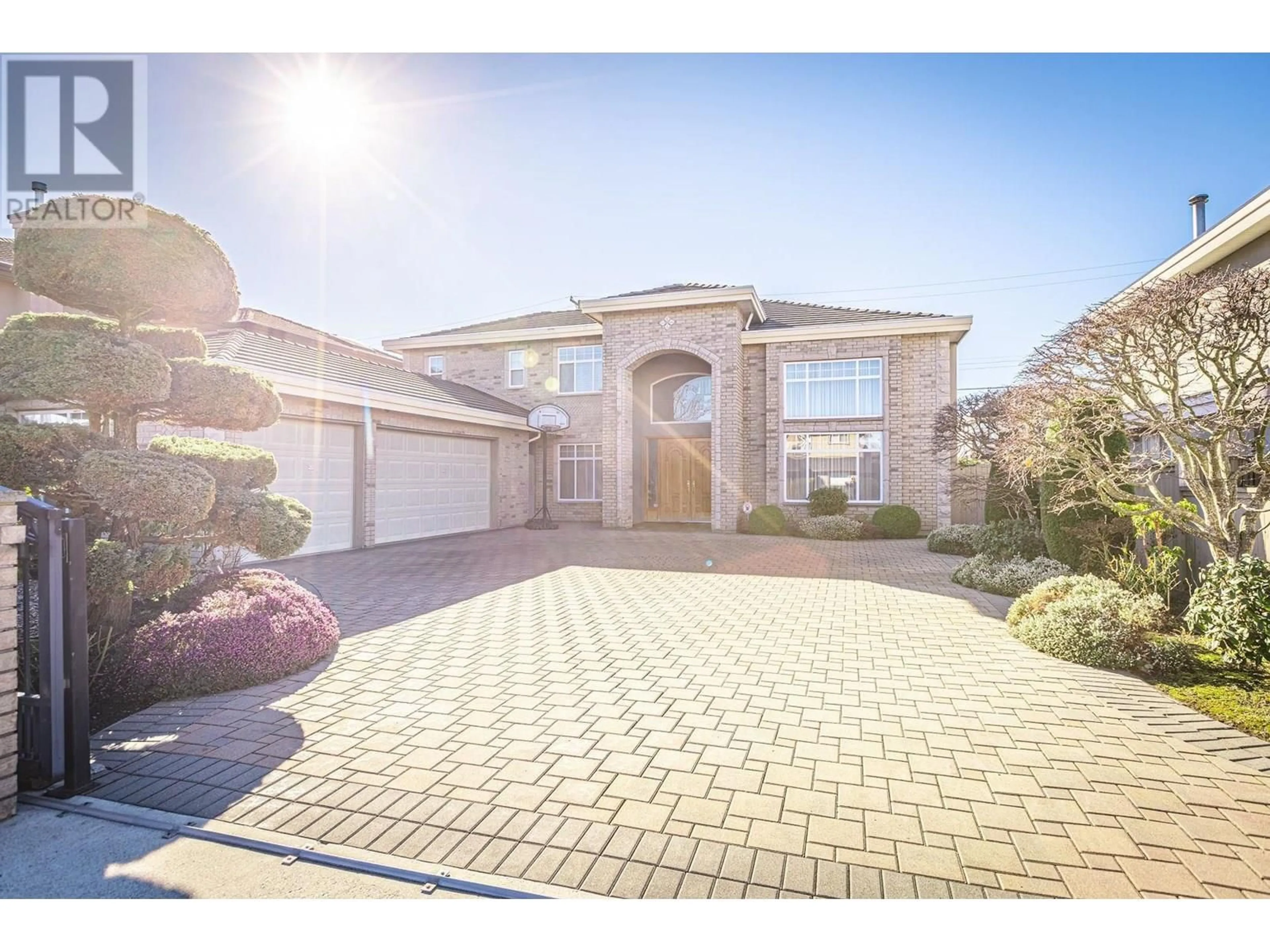 A pic from outside/outdoor area/front of a property/back of a property/a pic from drone, street for 7560 BROADMOOR BOULEVARD, Richmond British Columbia V7A1A7