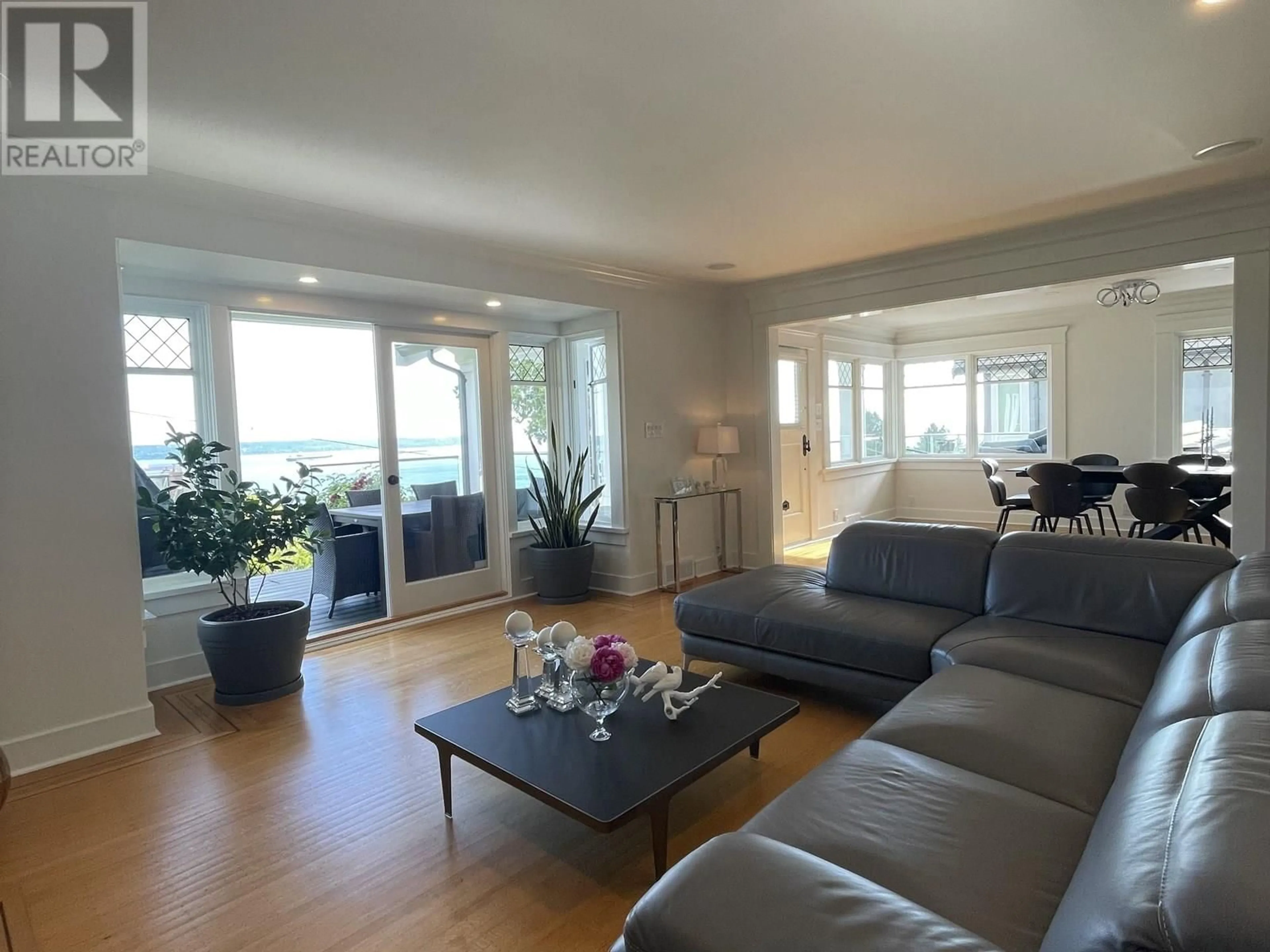 Living room with furniture, unknown for 2627 OTTAWA AVENUE, West Vancouver British Columbia V7V2T6