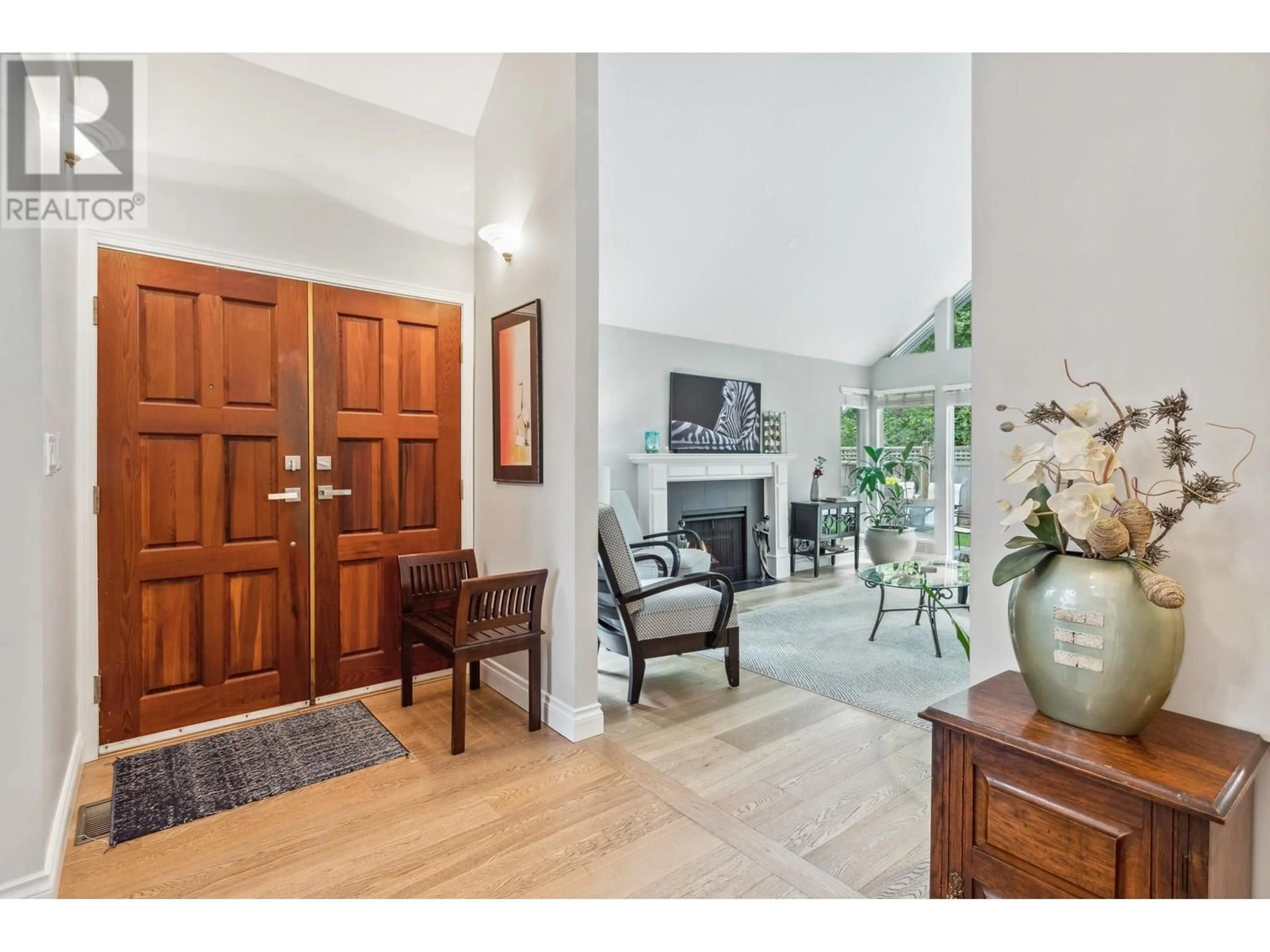 Indoor entryway for 36 - 1925 INDIAN RIVER CRESCENT, North Vancouver British Columbia V7G2P8