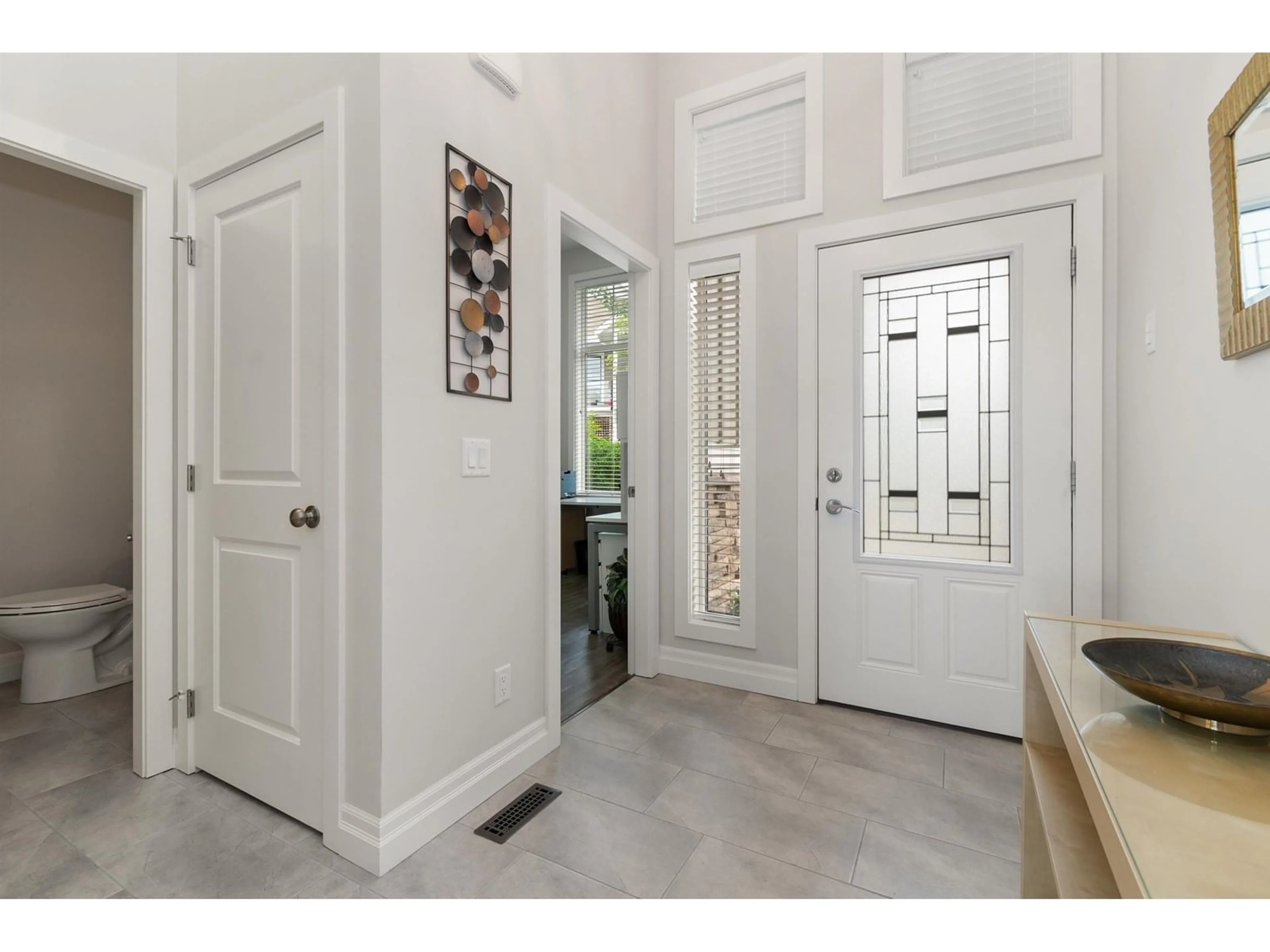 Indoor entryway for 7 - 47045 SYLVAN DRIVE, Chilliwack British Columbia V2R0X6
