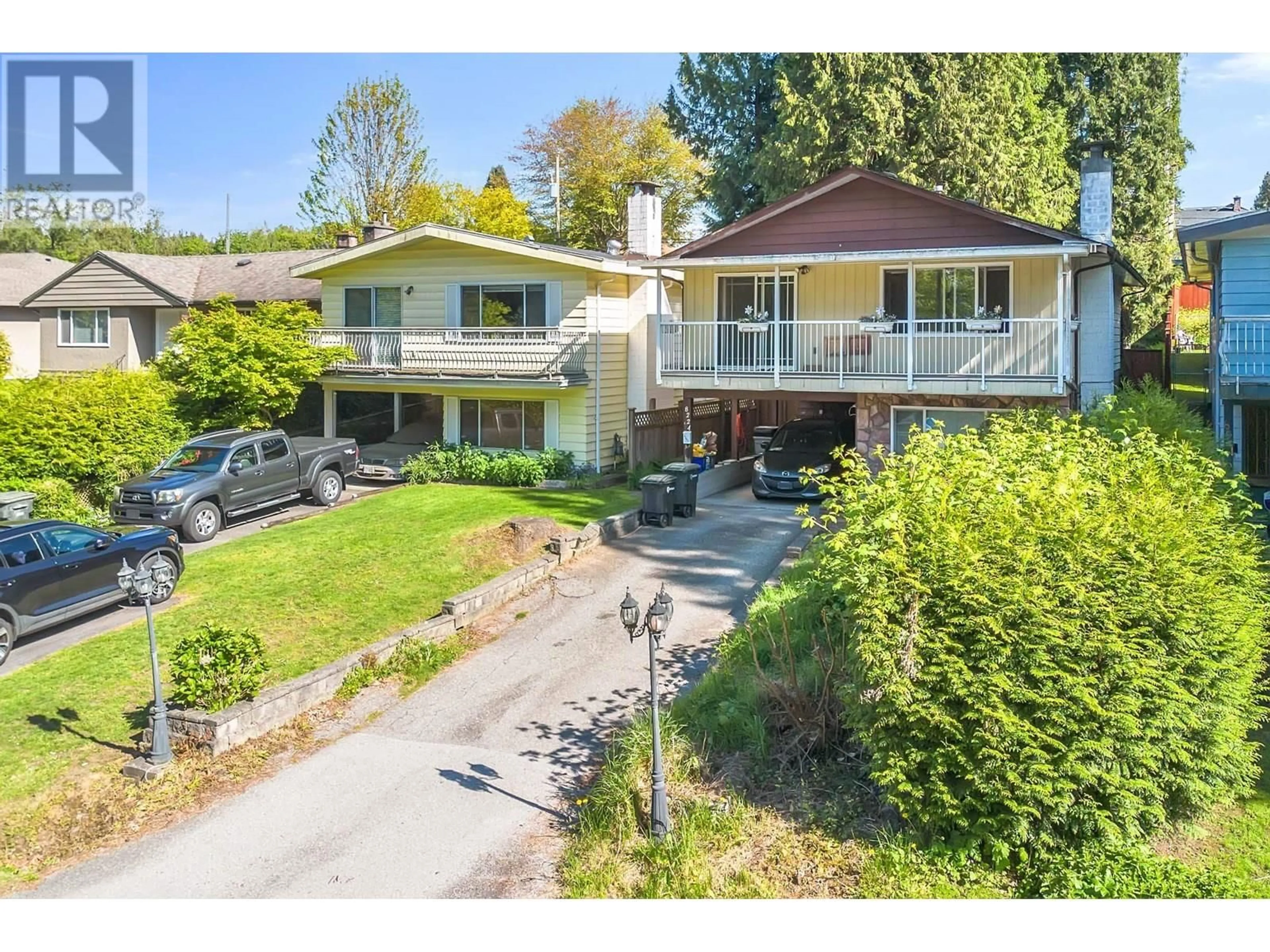 A pic from outside/outdoor area/front of a property/back of a property/a pic from drone, street for 8224 WEDGEWOOD STREET, Burnaby British Columbia V3N1C4