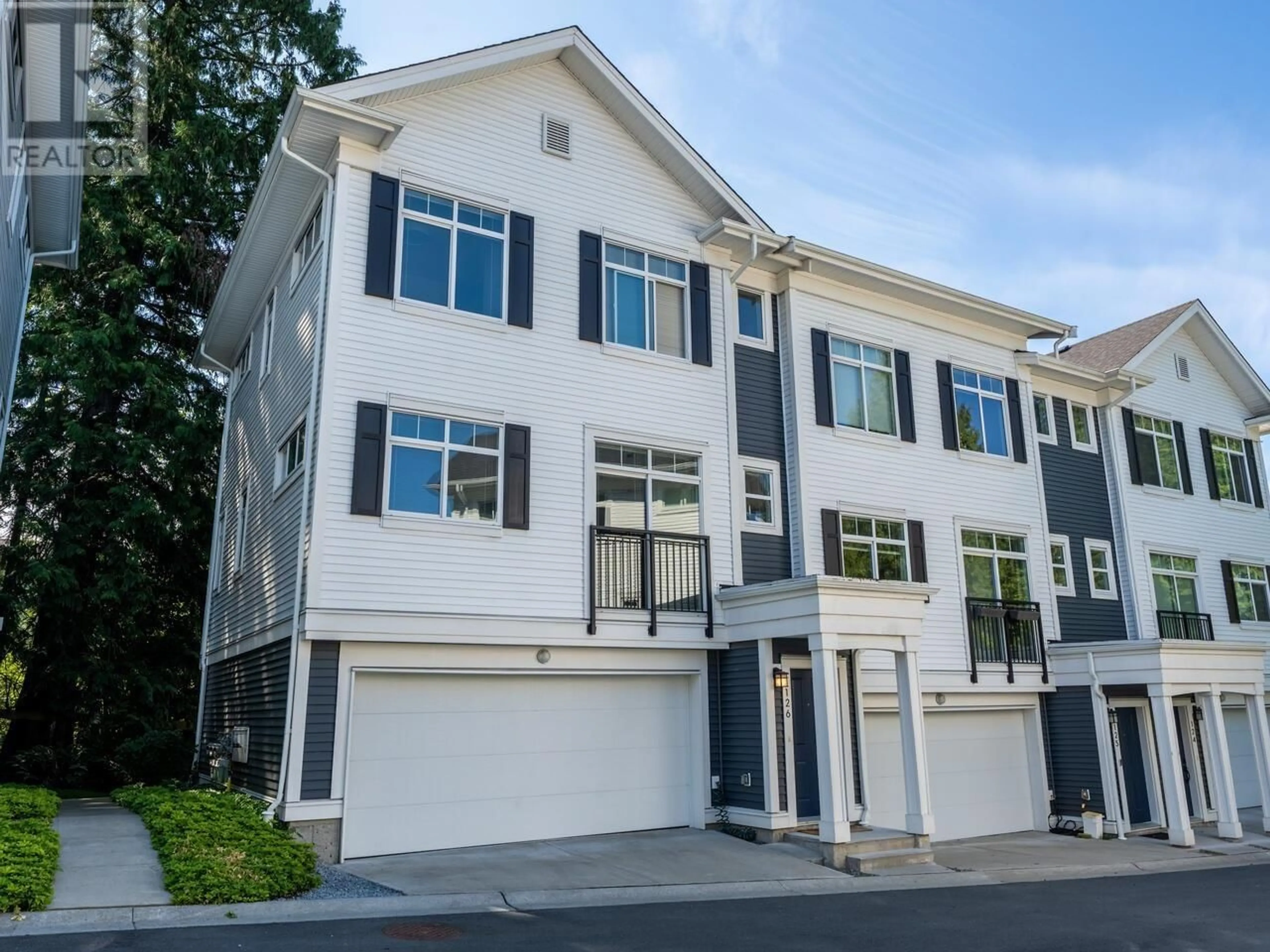 Home with vinyl exterior material, street for 126 - 1225 MITCHELL STREET, Coquitlam British Columbia V3B0R5