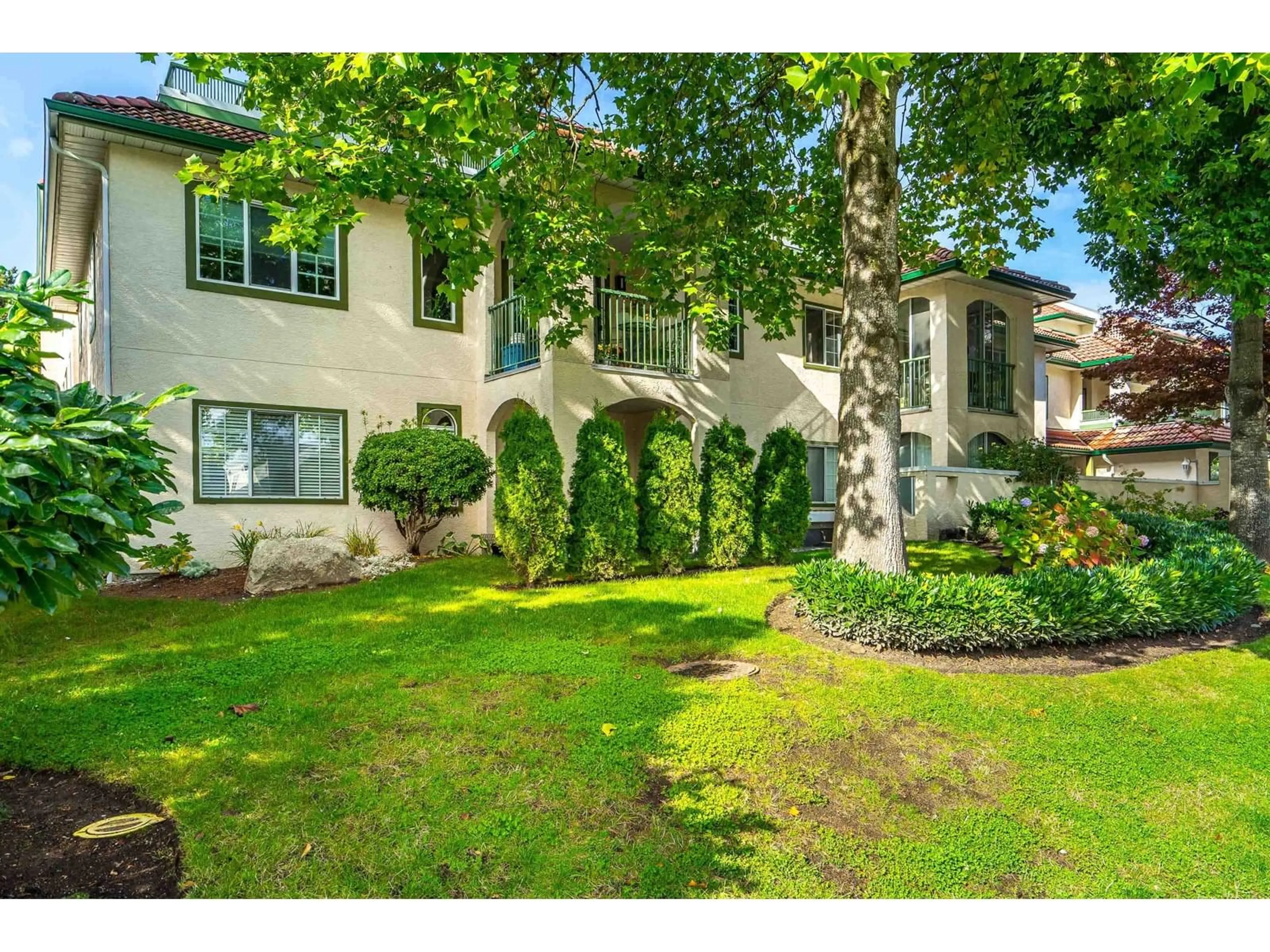 Unknown for 106 - 1447 BEST, White Rock British Columbia V4B4E5
