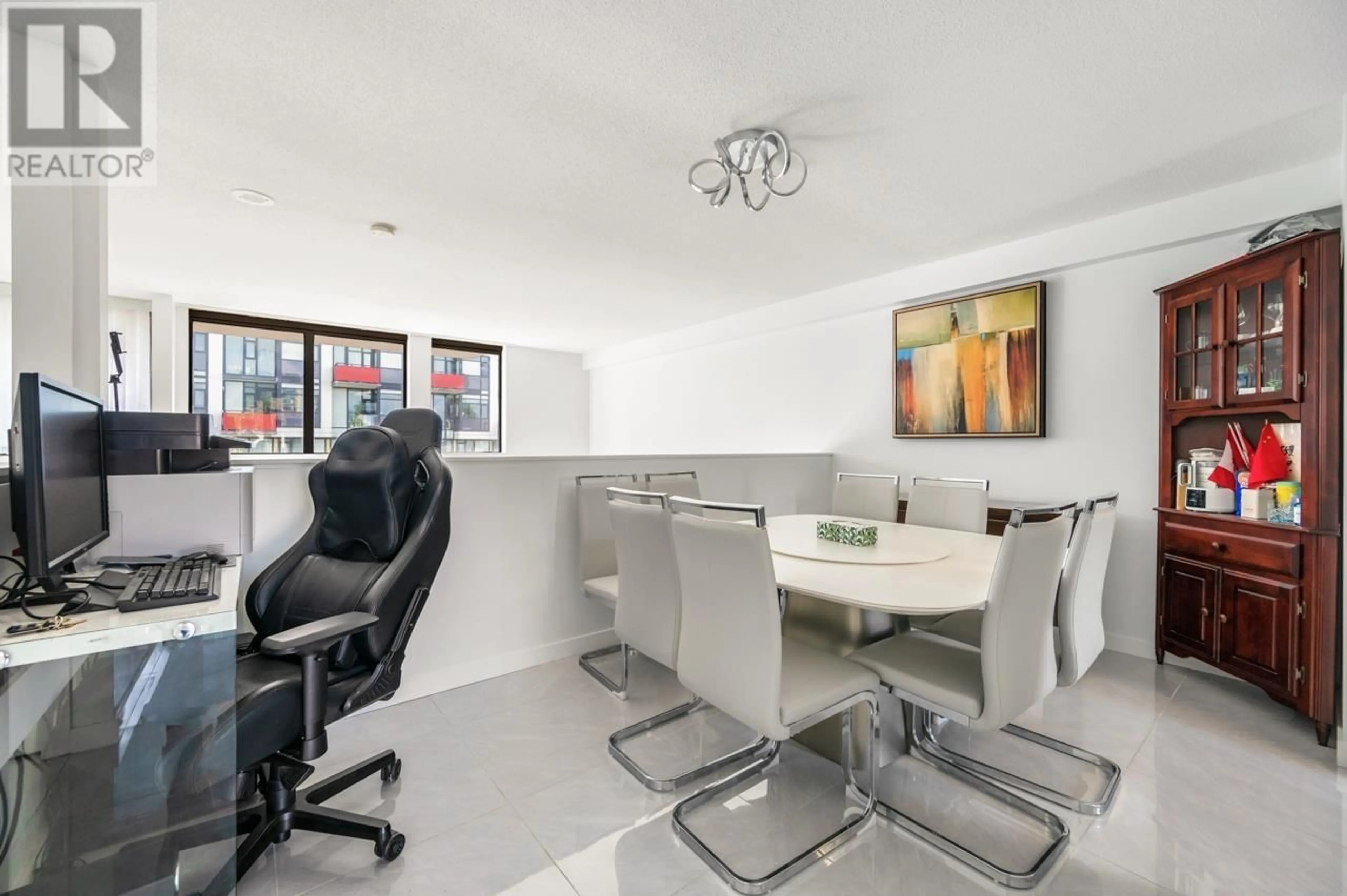 Dining room, ceramic/tile floor for 6 - 7911 ACKROYD ROAD, Richmond British Columbia V6X4L6