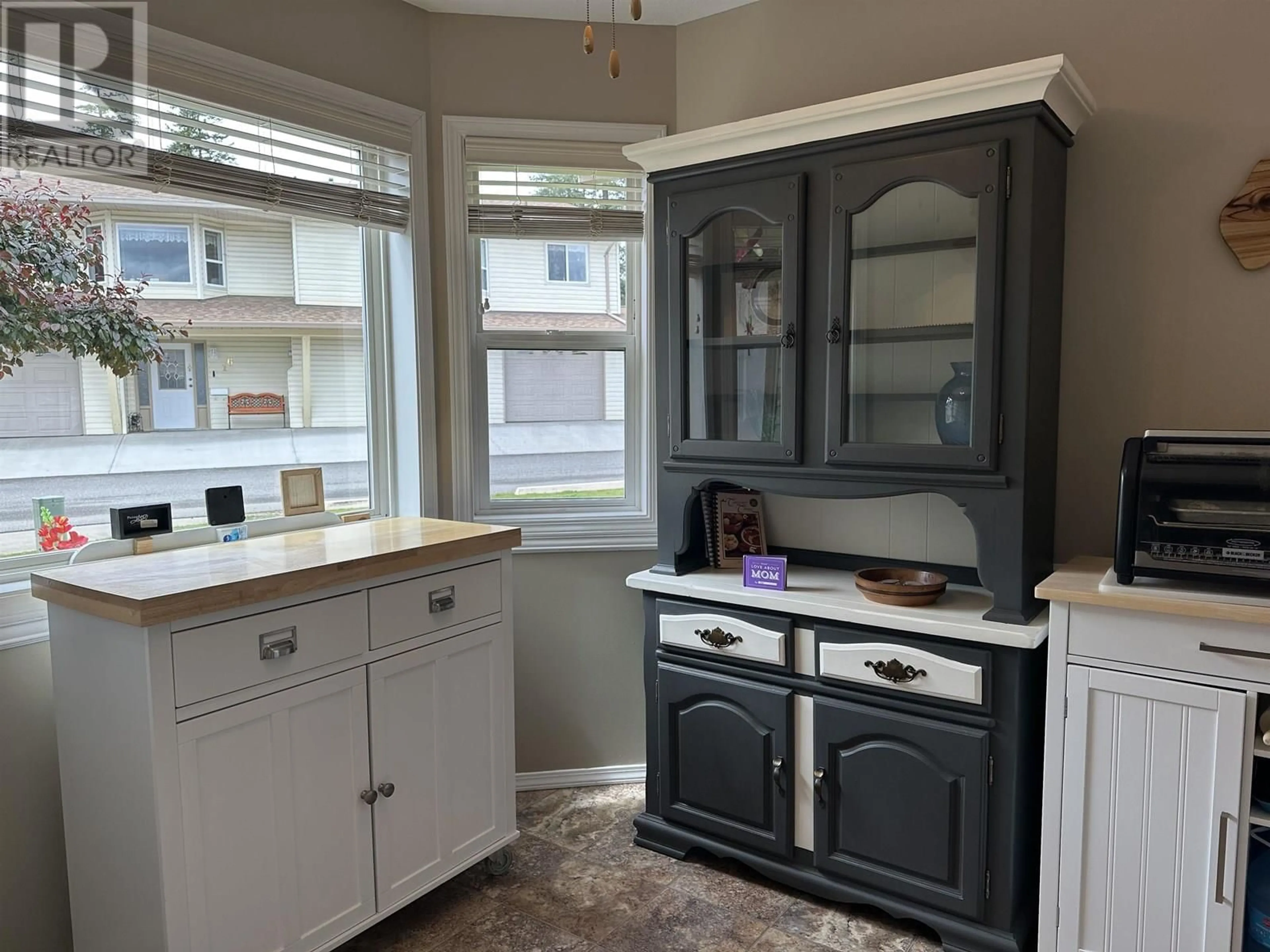 Standard kitchen, unknown for 14 - 500 WOTZKE DRIVE, Williams Lake British Columbia V2G4K2