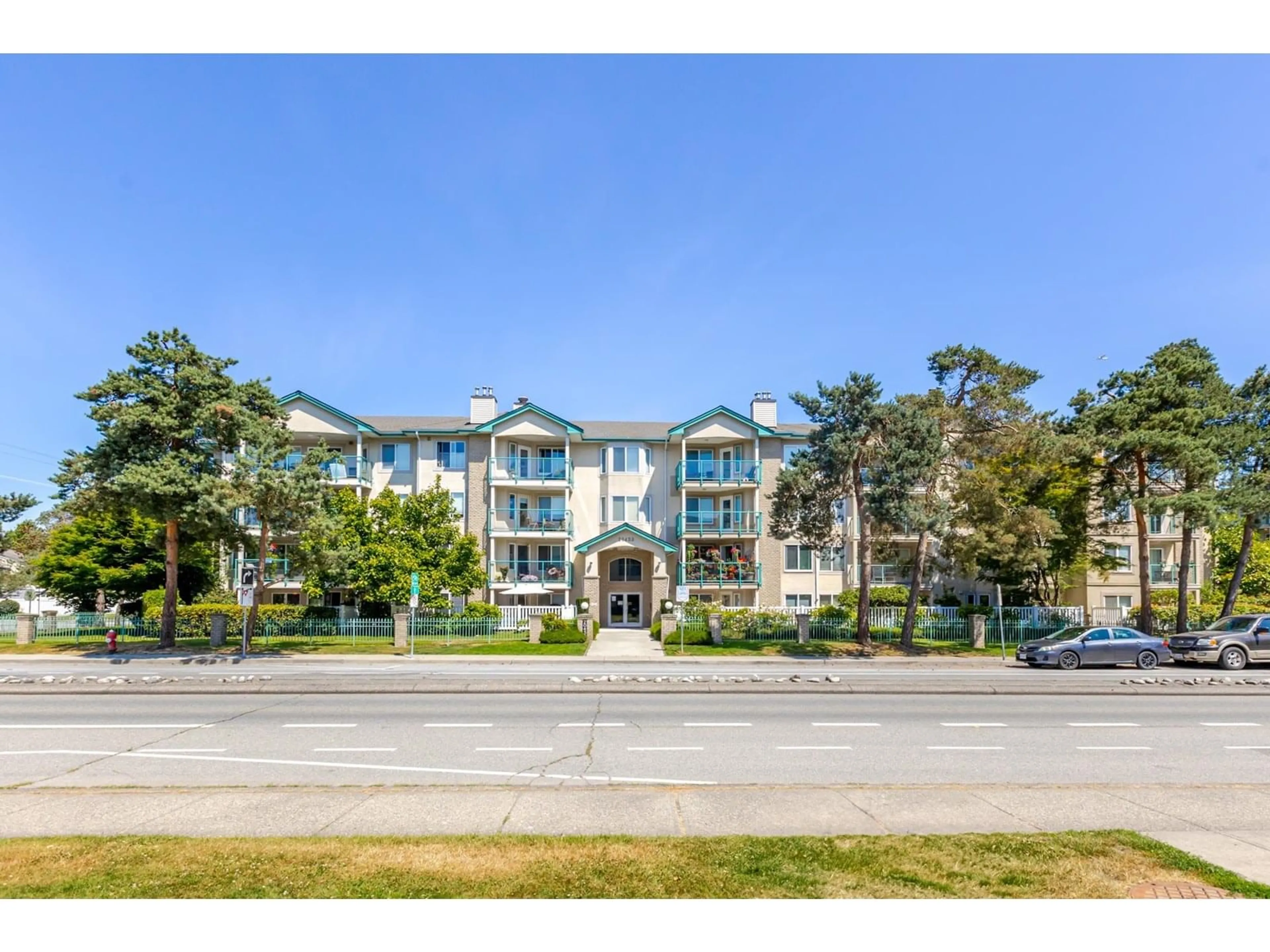 Unknown for 202 - 20433 53, Langley British Columbia V3A7A6