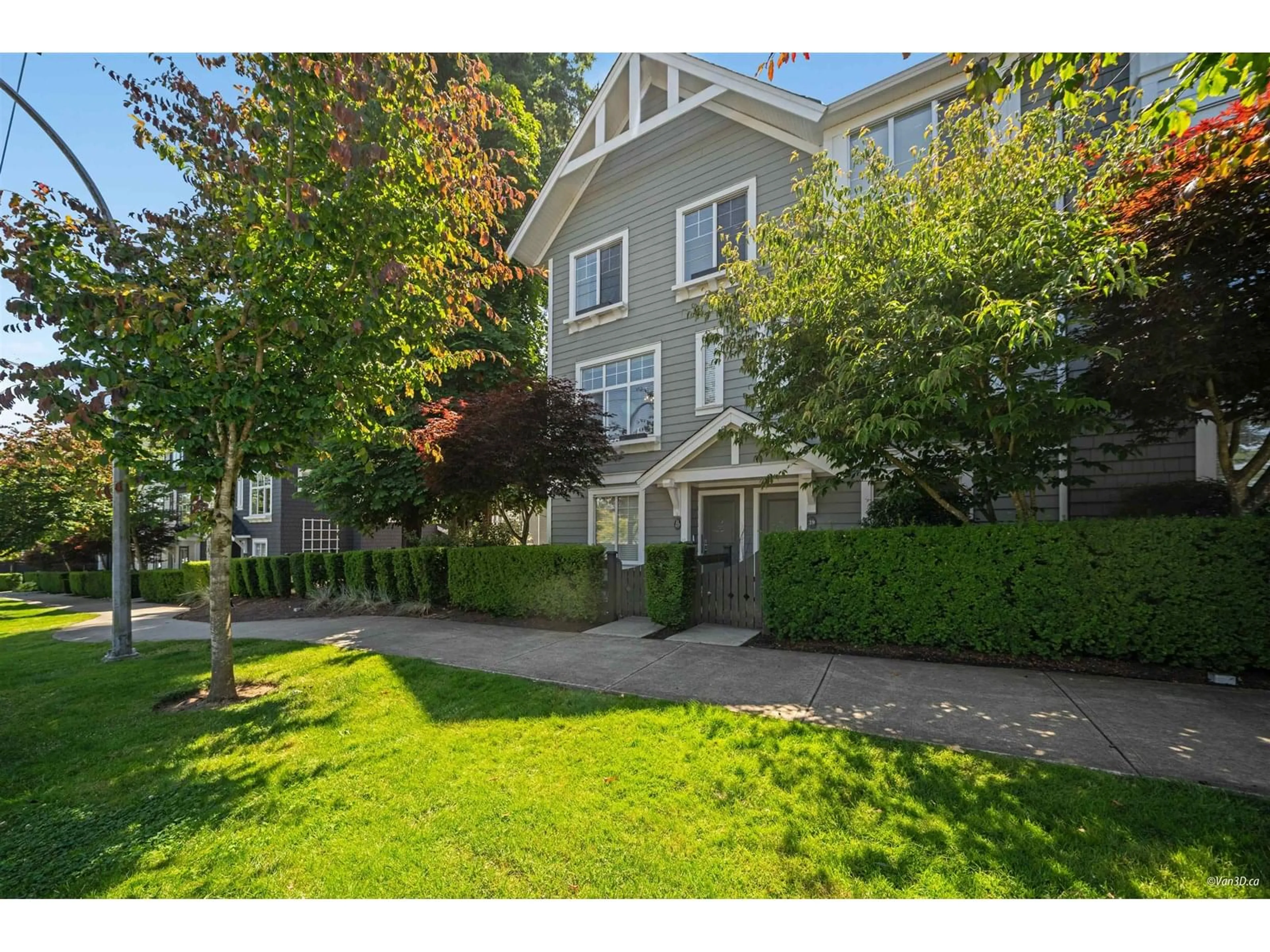 A pic from outside/outdoor area/front of a property/back of a property/a pic from drone, street for 20 - 15128 24, Surrey British Columbia V4A2H8