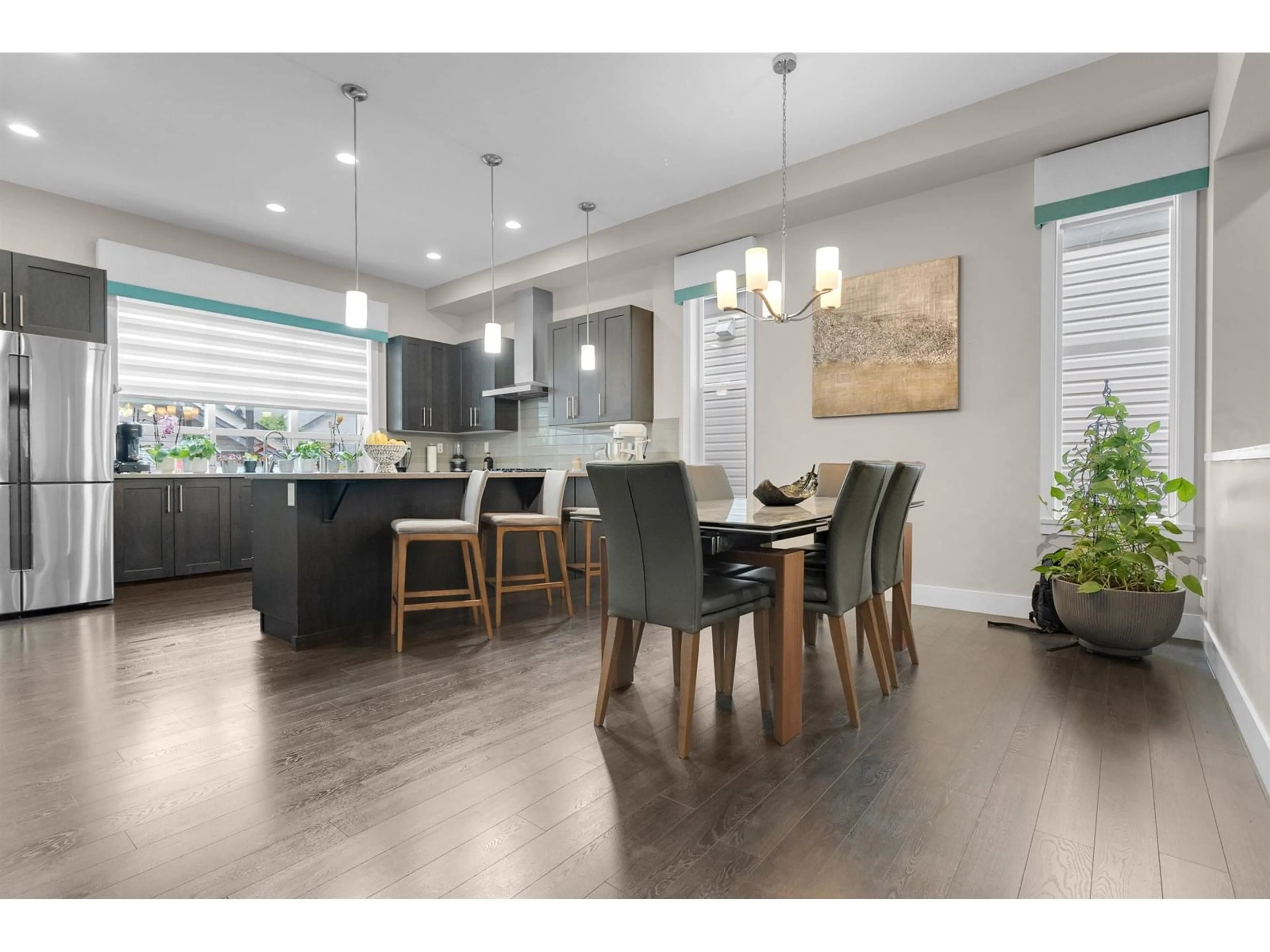 Open concept kitchen, unknown for 20361 82A, Langley British Columbia V2Y0S3