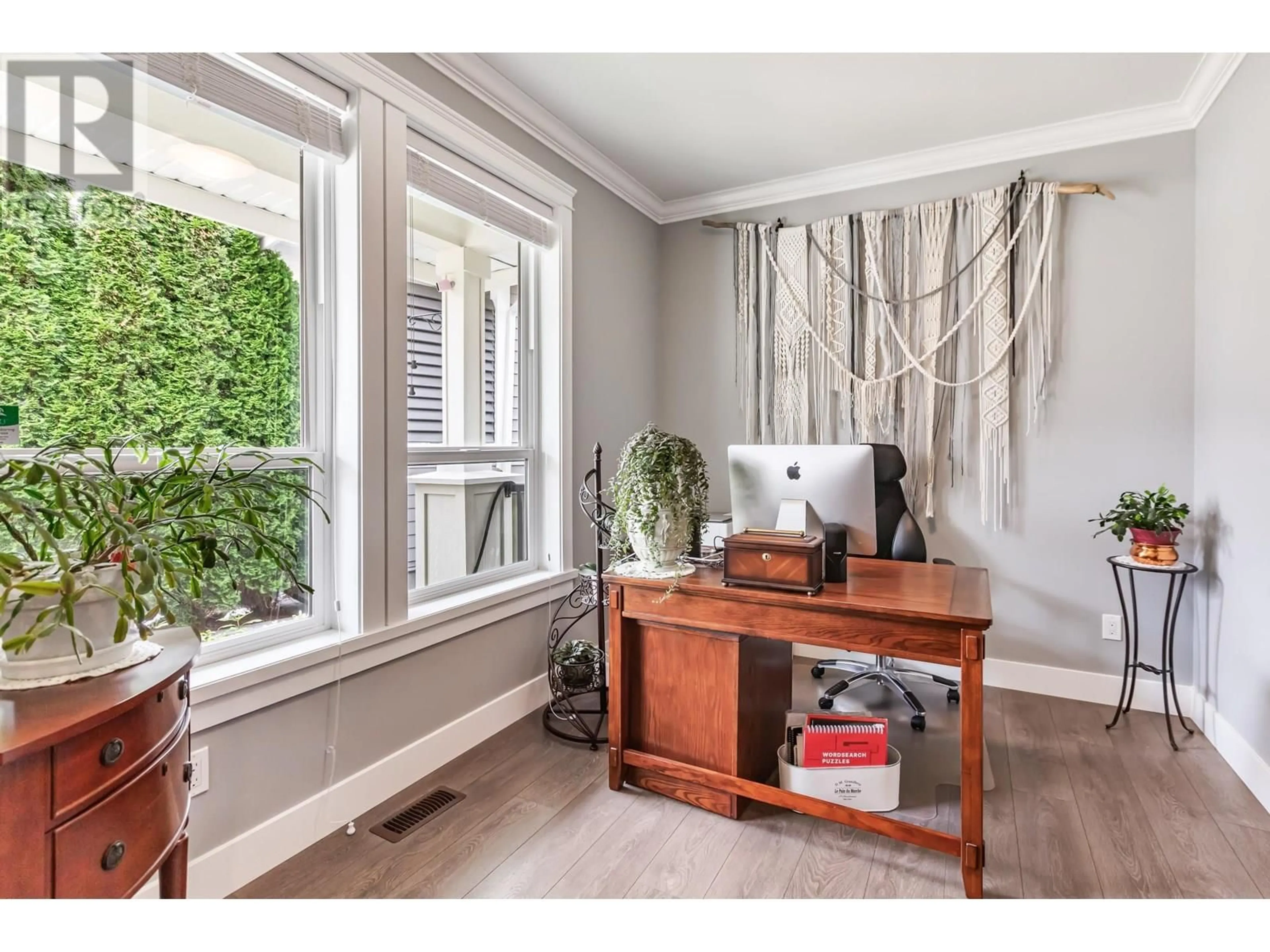 A pic of a room for 24283 104A AVENUE, Maple Ridge British Columbia V2W0G7