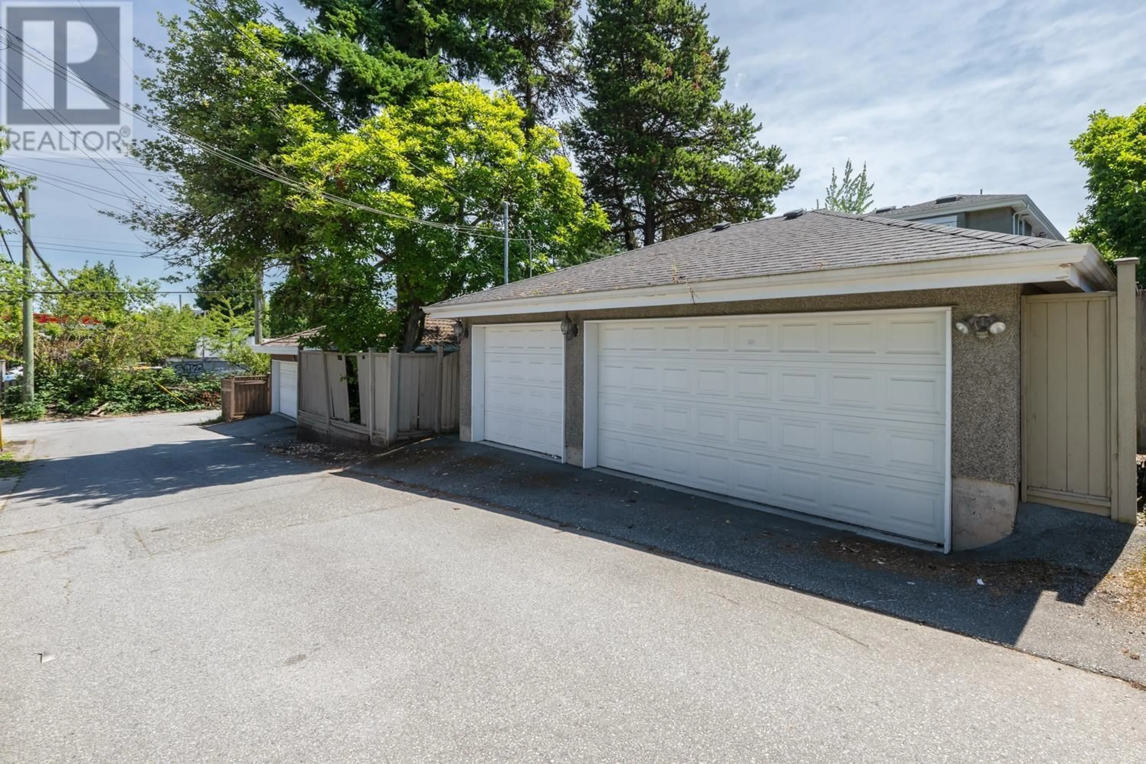 Unknown for 1045 50TH AVENUE, Vancouver British Columbia V6P1A7