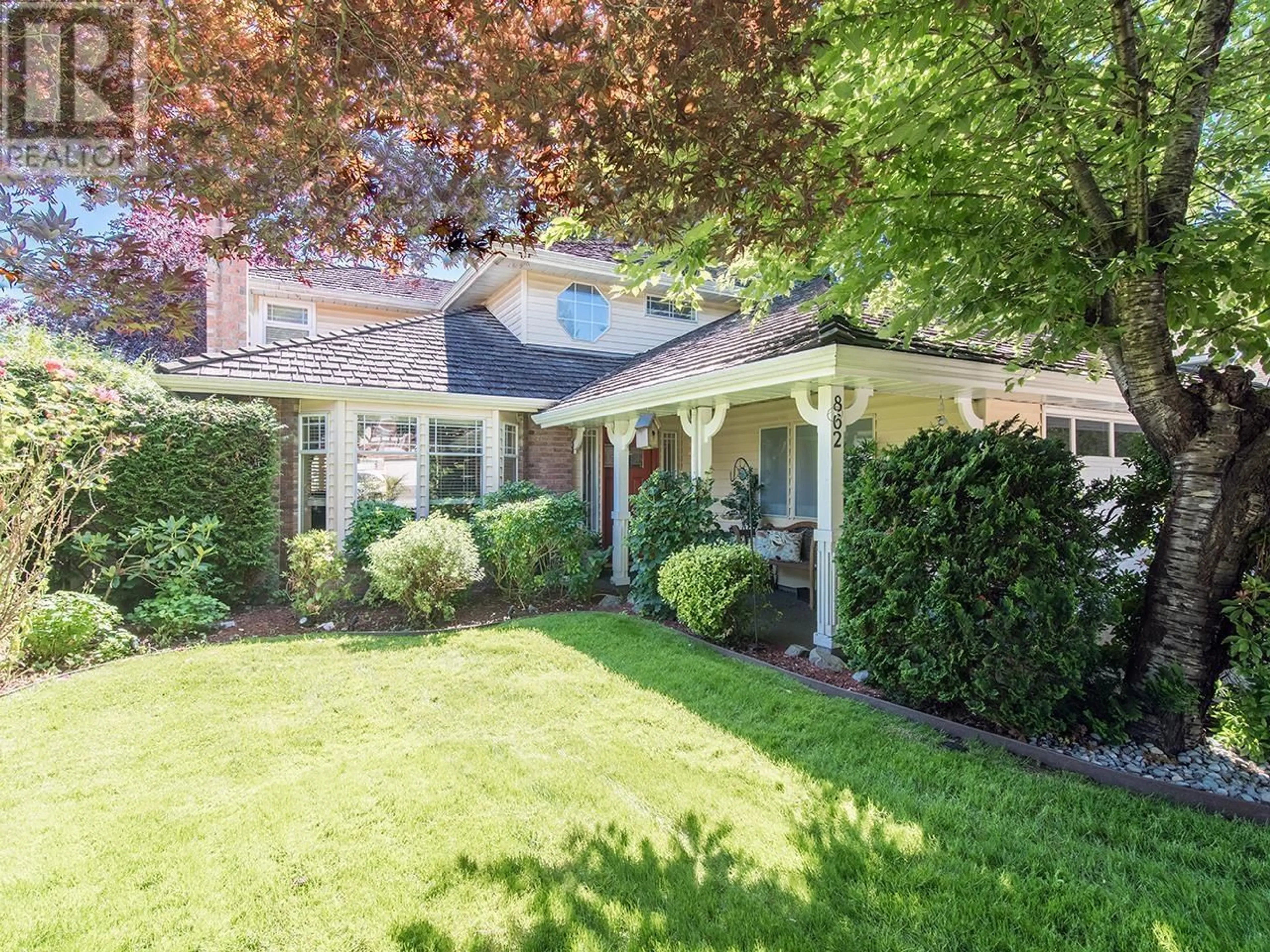 Home with vinyl exterior material, street for 862 51 STREET, Delta British Columbia V4M4A1