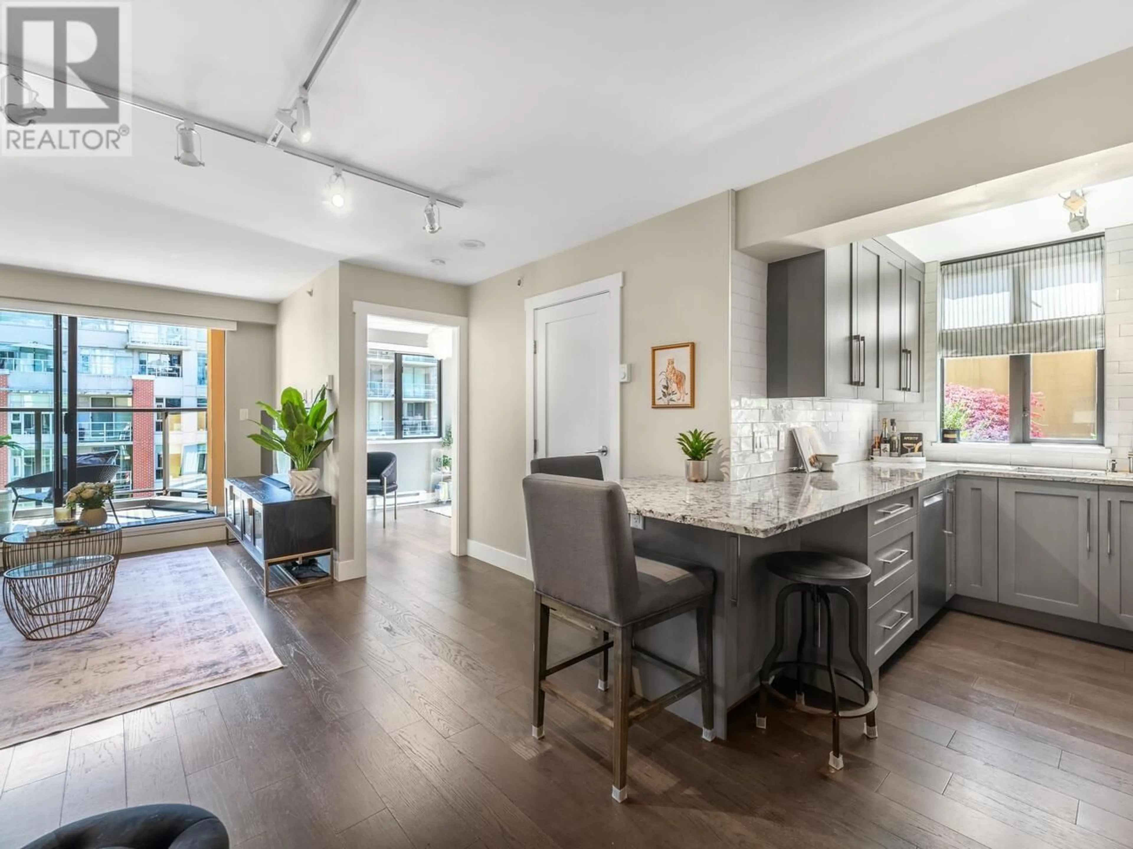 Open concept kitchen, unknown for 507 - 488 HELMCKEN STREET, Vancouver British Columbia V6B6E4