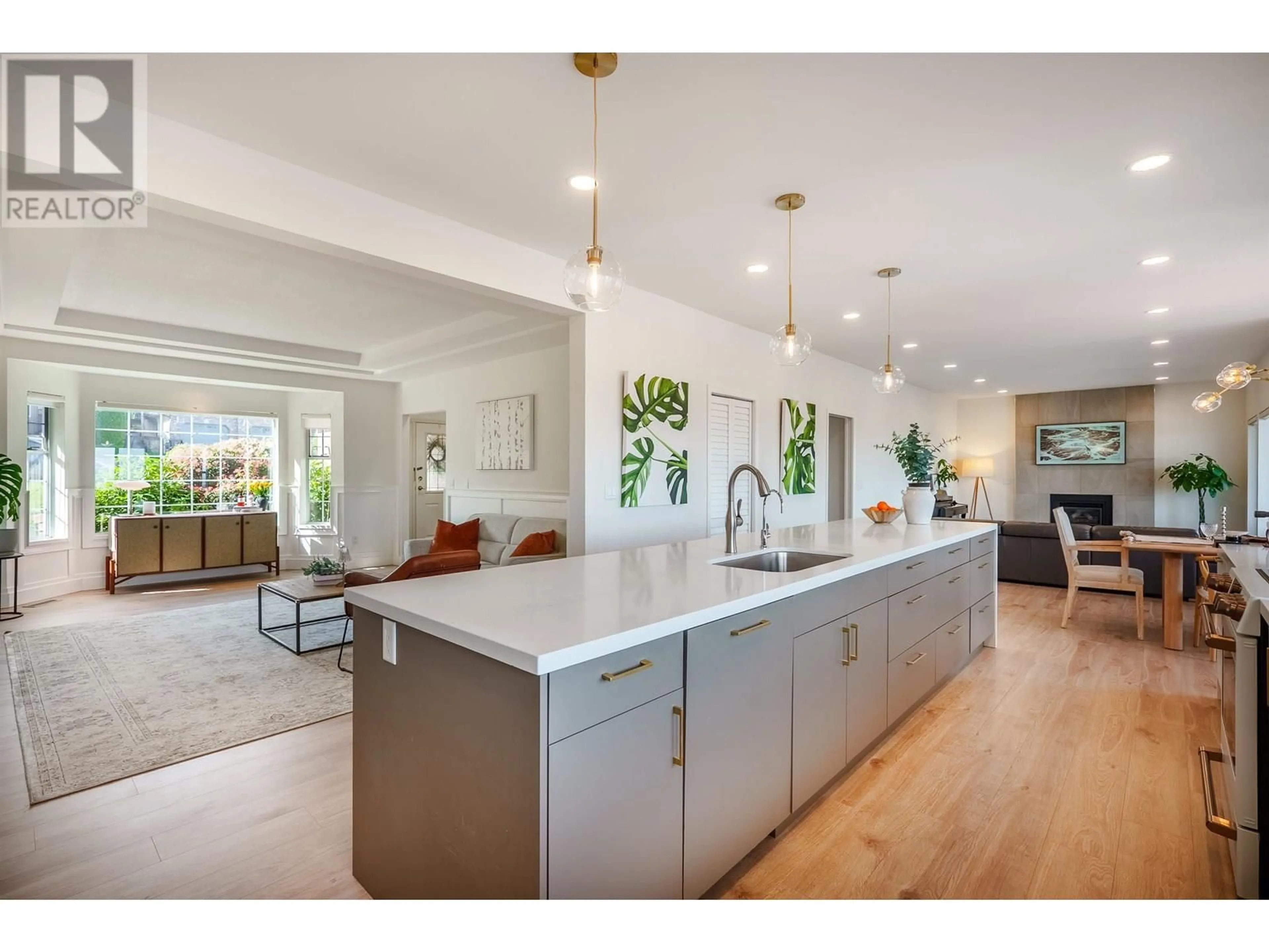Open concept kitchen, unknown for 2237 SICAMOUS AVENUE, Coquitlam British Columbia V3K6R9