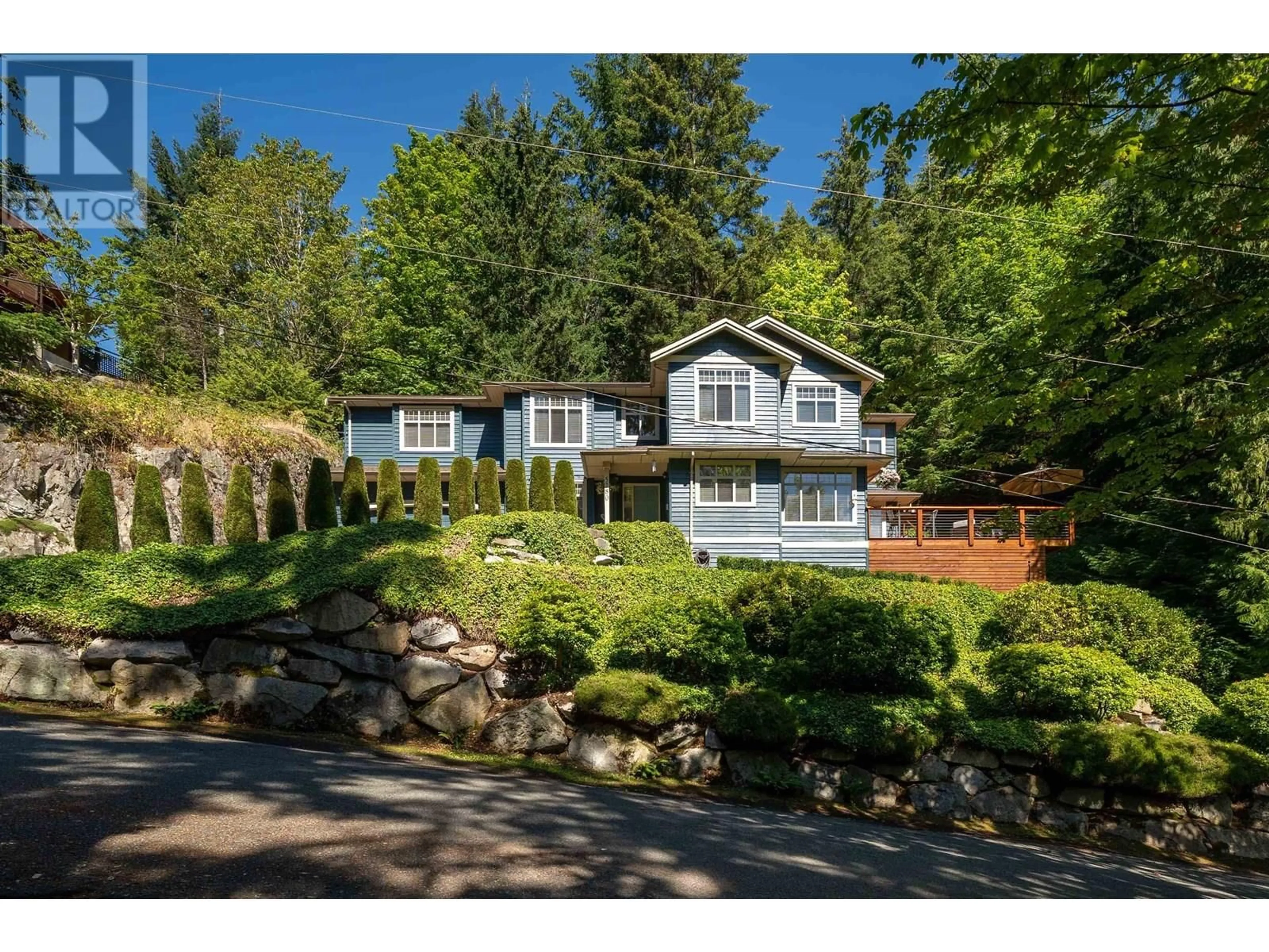 A pic from outside/outdoor area/front of a property/back of a property/a pic from drone, unknown for 5780 CRANLEY DRIVE, West Vancouver British Columbia V7W1S8