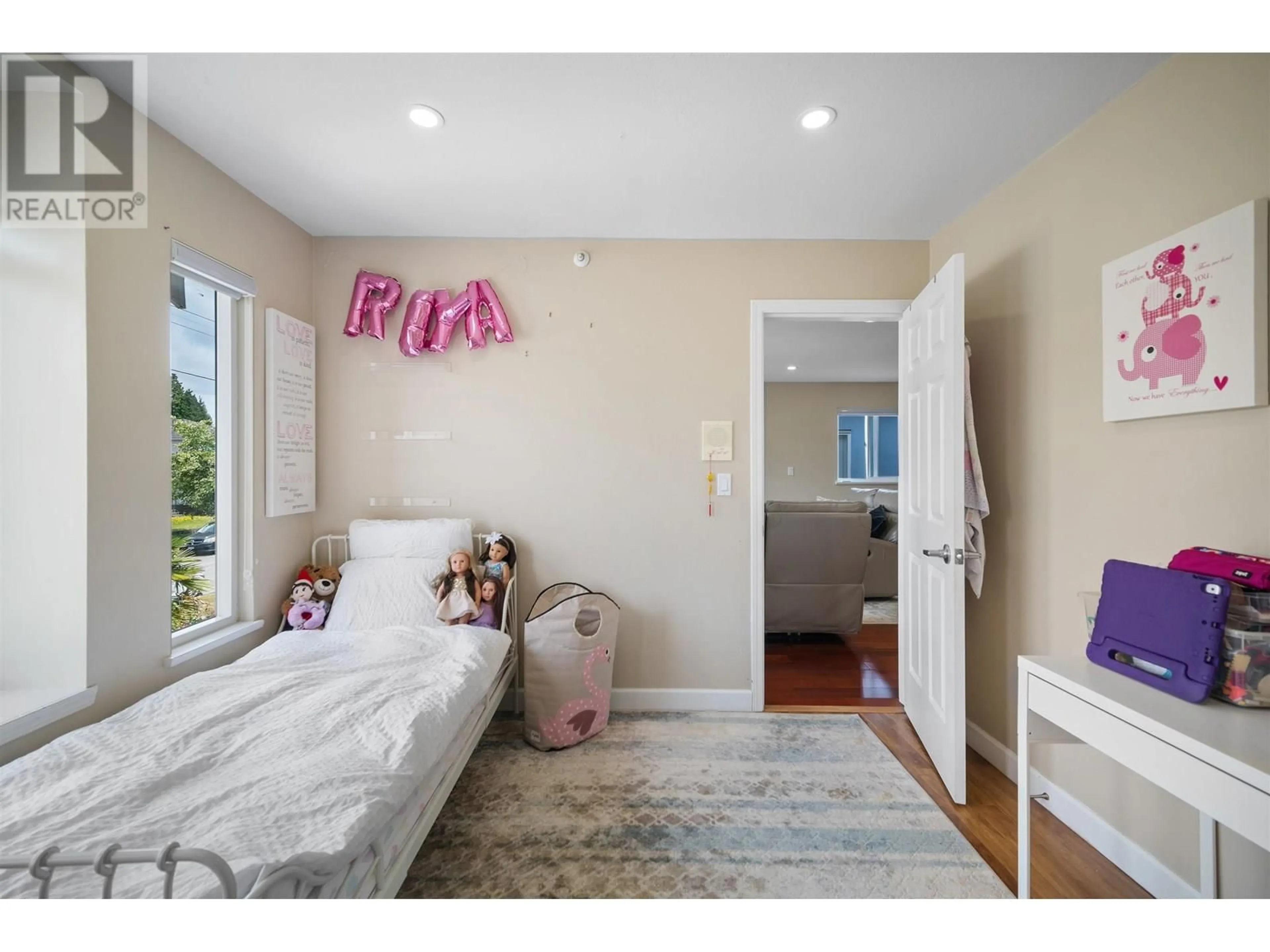 Unknown for 248 59TH AVENUE, Vancouver British Columbia V5X1X9