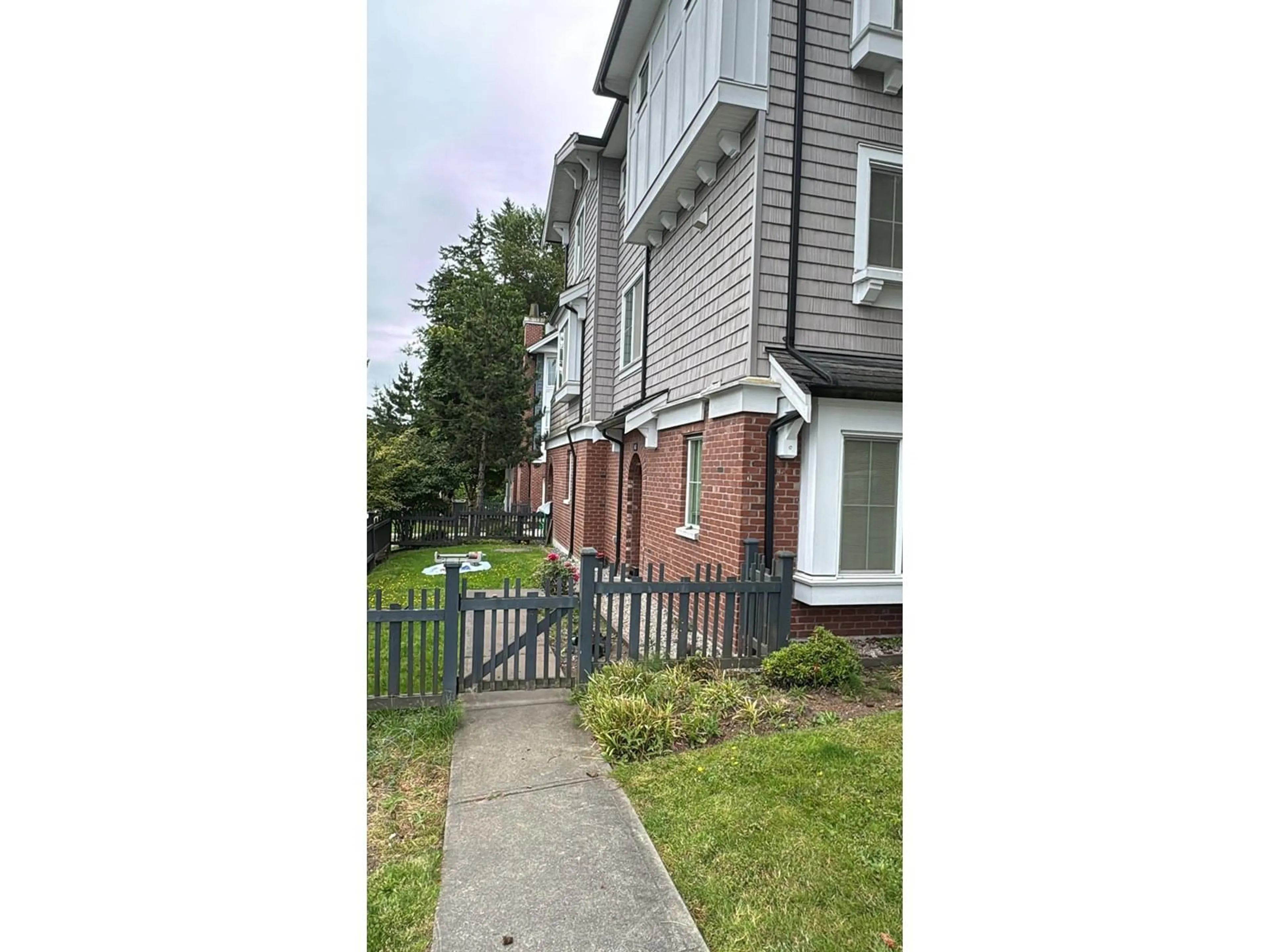 A pic from outside/outdoor area/front of a property/back of a property/a pic from drone, street for 163 - 14833 61ST, Surrey British Columbia V3S6T6