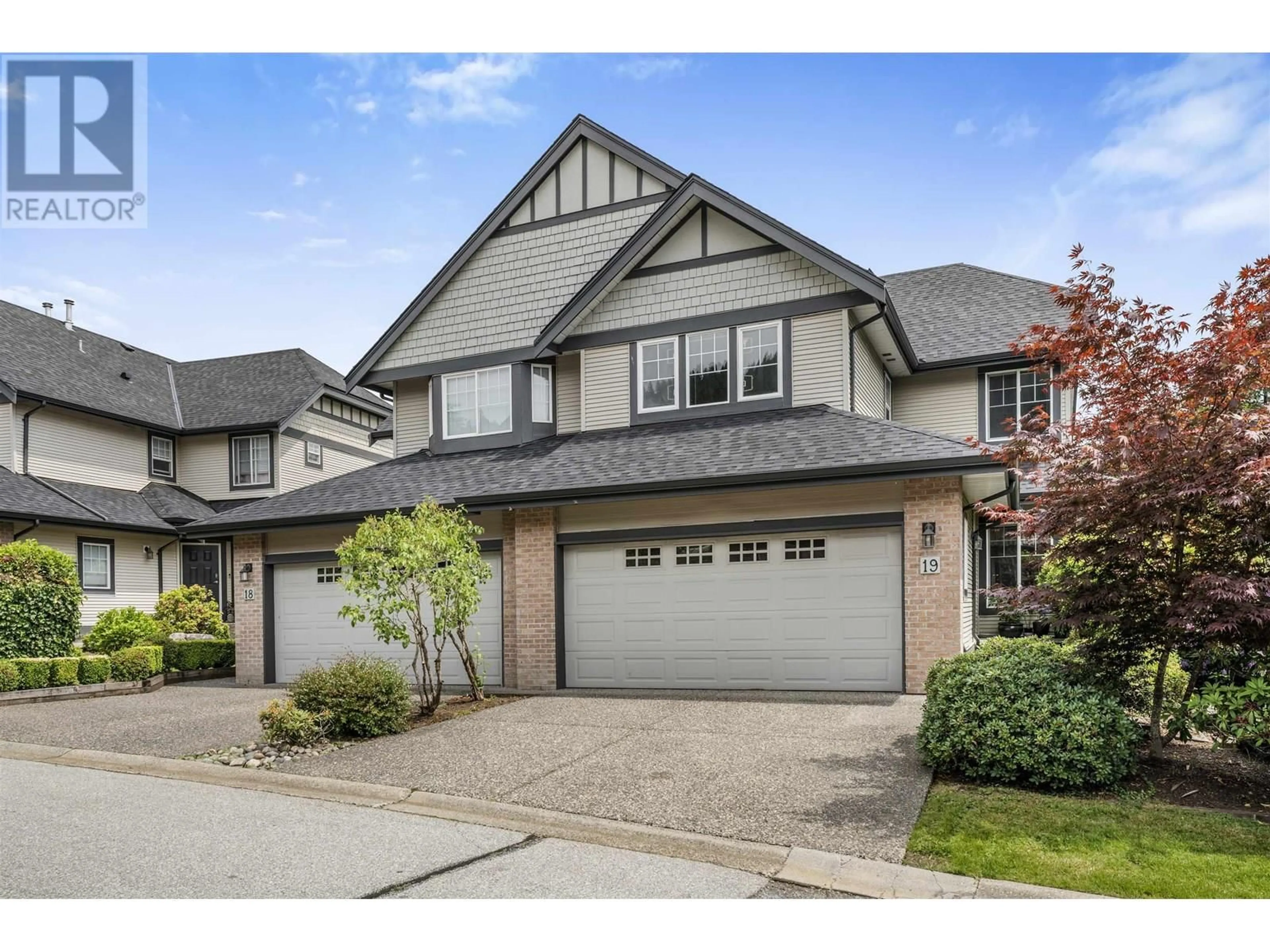 Unknown for 19 - 1765 PADDOCK DRIVE, Coquitlam British Columbia V3E3J1
