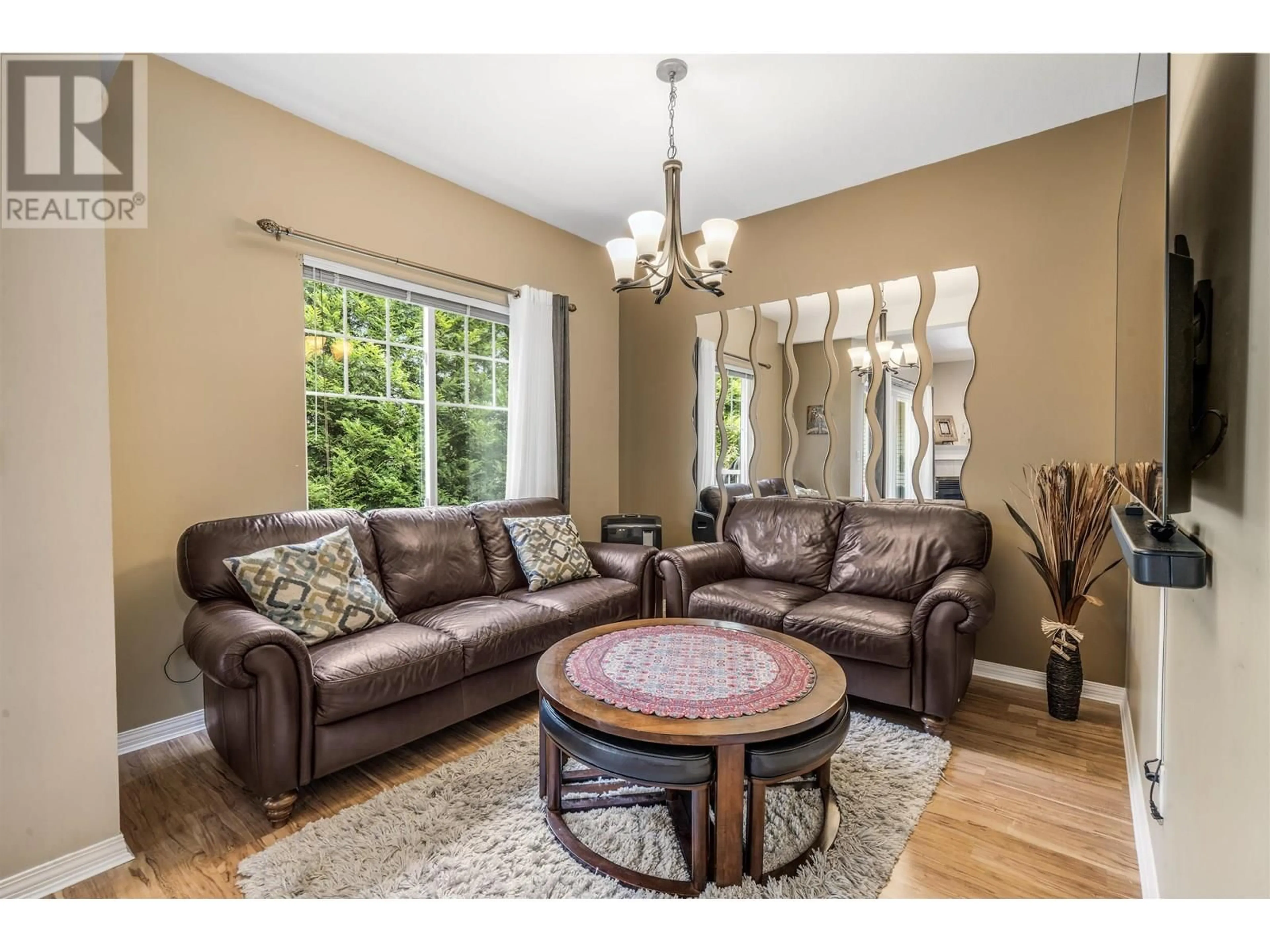 Living room with furniture, unknown for 19 - 1765 PADDOCK DRIVE, Coquitlam British Columbia V3E3J1